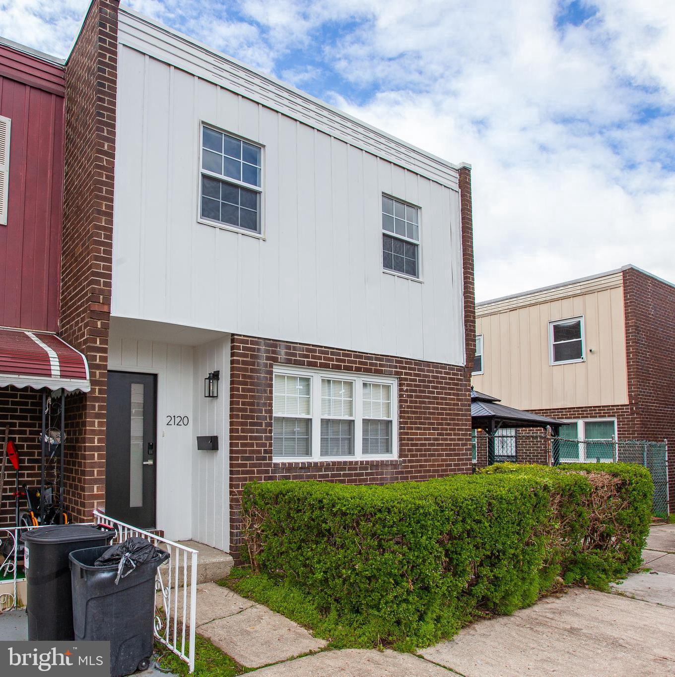 YORKTOWN - Residential