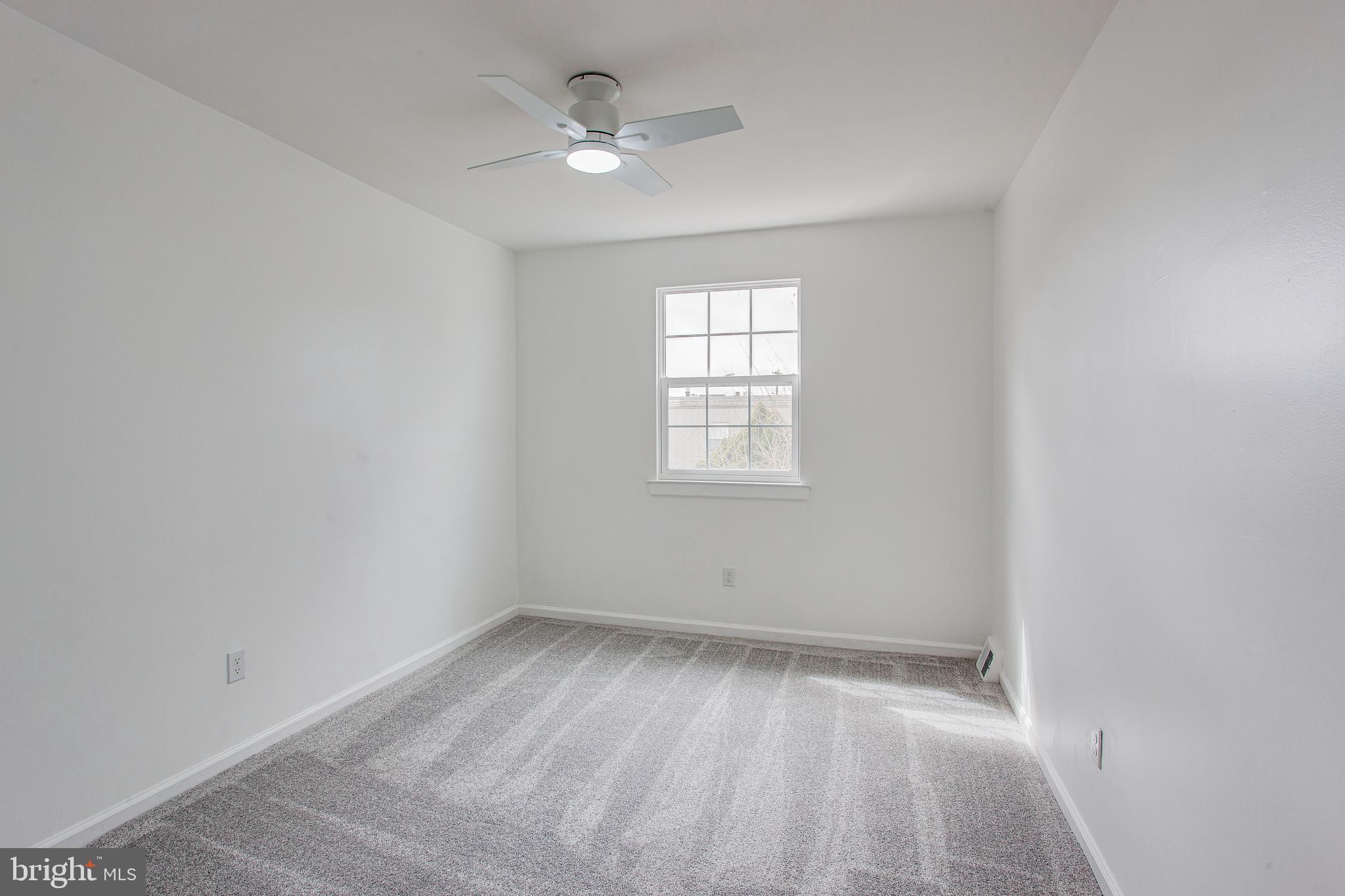 YORKTOWN - Residential