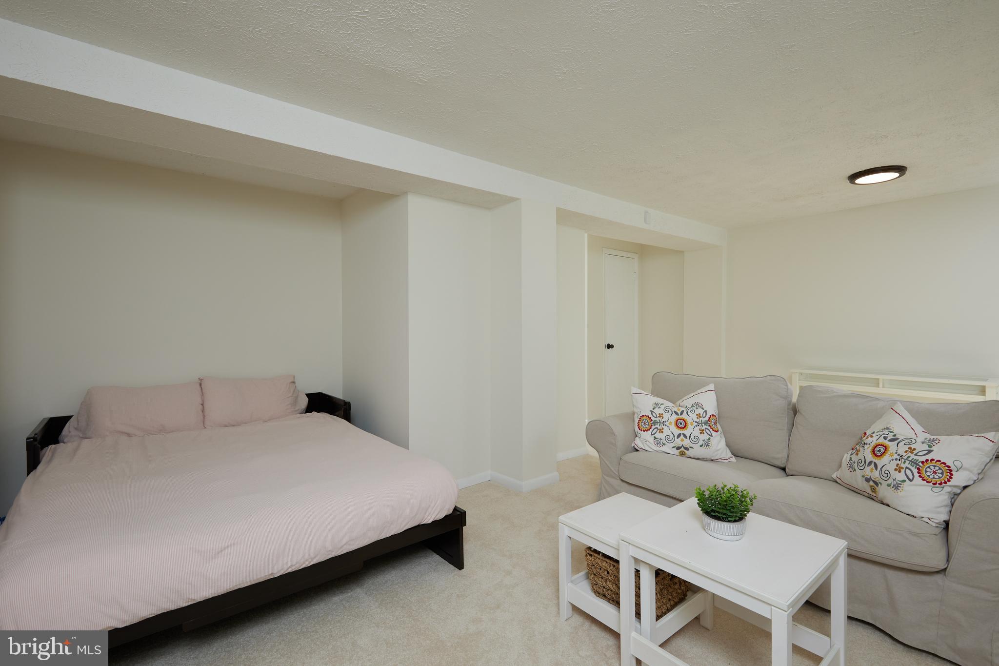 INVERNESS NORTH - Residential