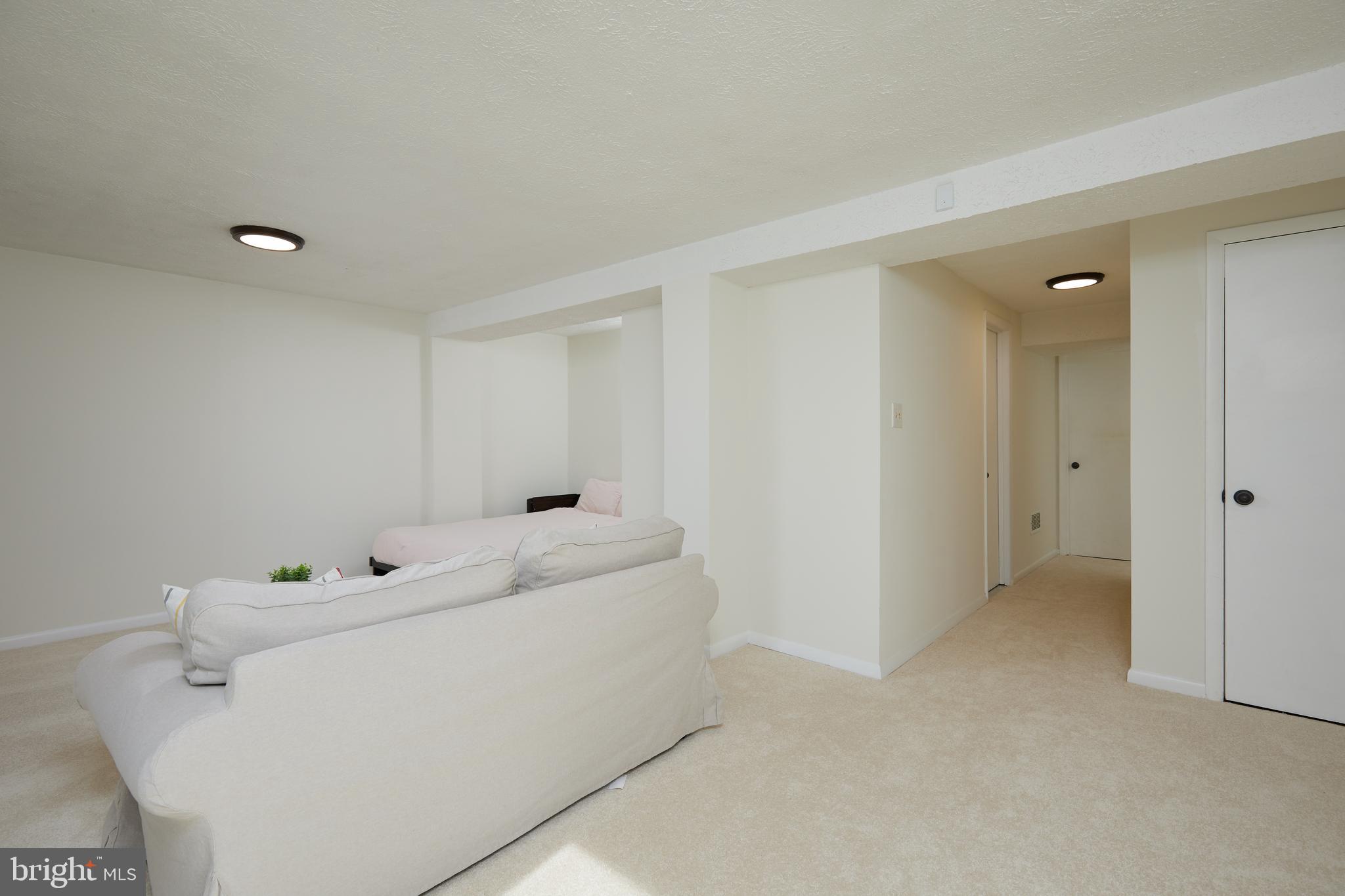 INVERNESS NORTH - Residential