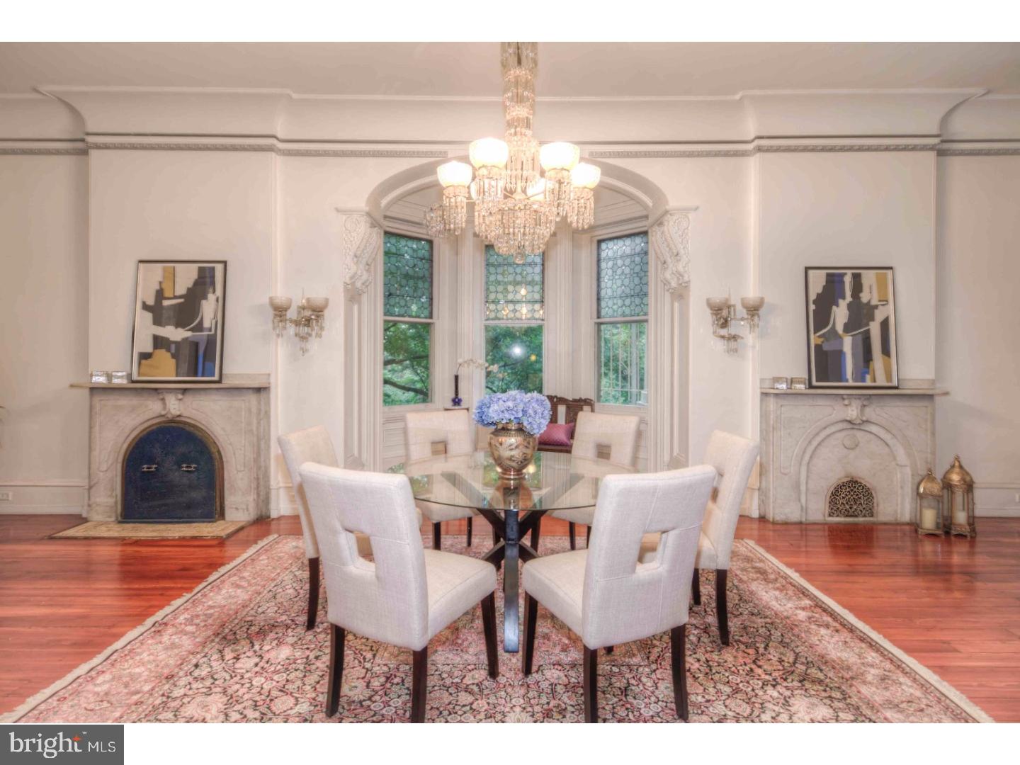 CHESTNUT HILL - Residential