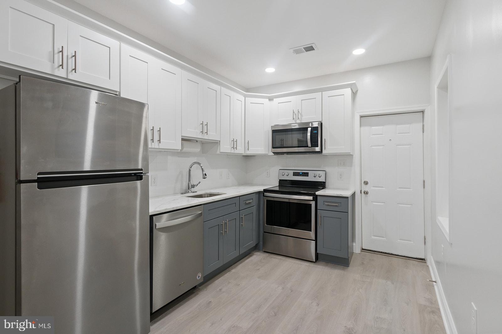 COBBS CREEK - Residential