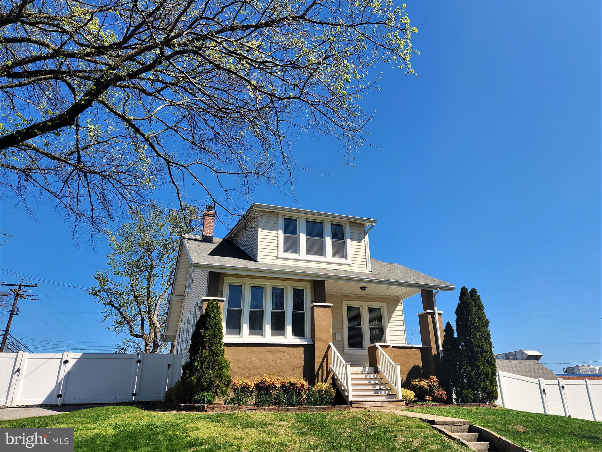 Stunning home on large lot in Glen Burnie!
Walk inside to a spacious living room with beautiful hardwood flooring on the main level.
There is a Family room or Parlor off of the living room and a formal dining room next to the kitchen. There is an additional room off of the kitchen that can be used as a den or office with plenty of natural light! The eat in kitchen has stainless steel appliances, ample counter/cabinet space which provides nice storage!
There are original touches that haven't been changed in this home. Vintage cabinet in the den, lighting fixtures and molding.
The bedrooms have good decent closet space, windows, and personal touches.
The finished bathrooms are oversized so adding additional storage racks or portable closets will work.
This home has a fully fenced in backyard and about 1/2 acre of land.
This home is within minutes to BWI Airport and all major commuter routes.
This home is a must see!