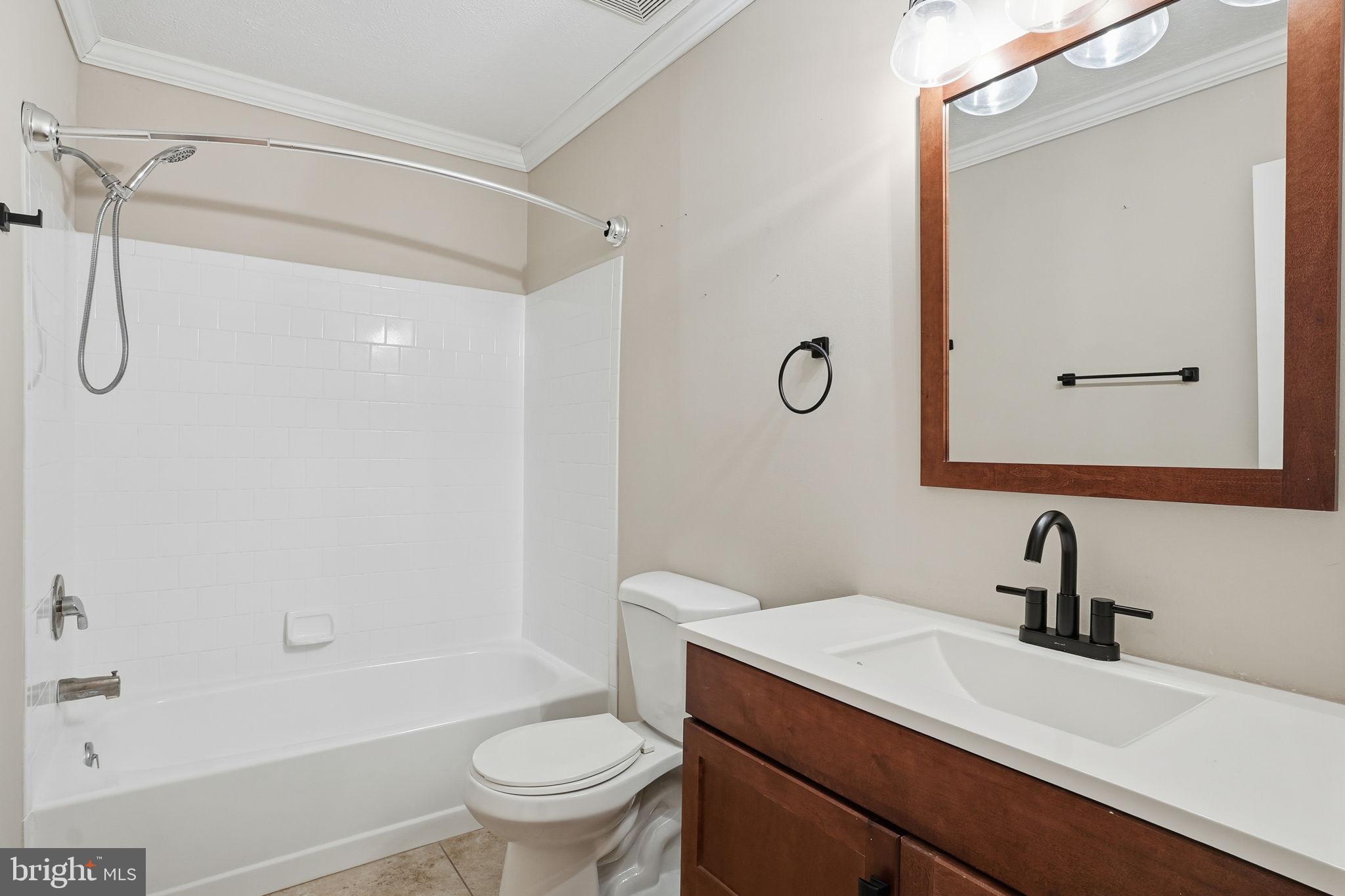 HAMPSHIRE - Residential