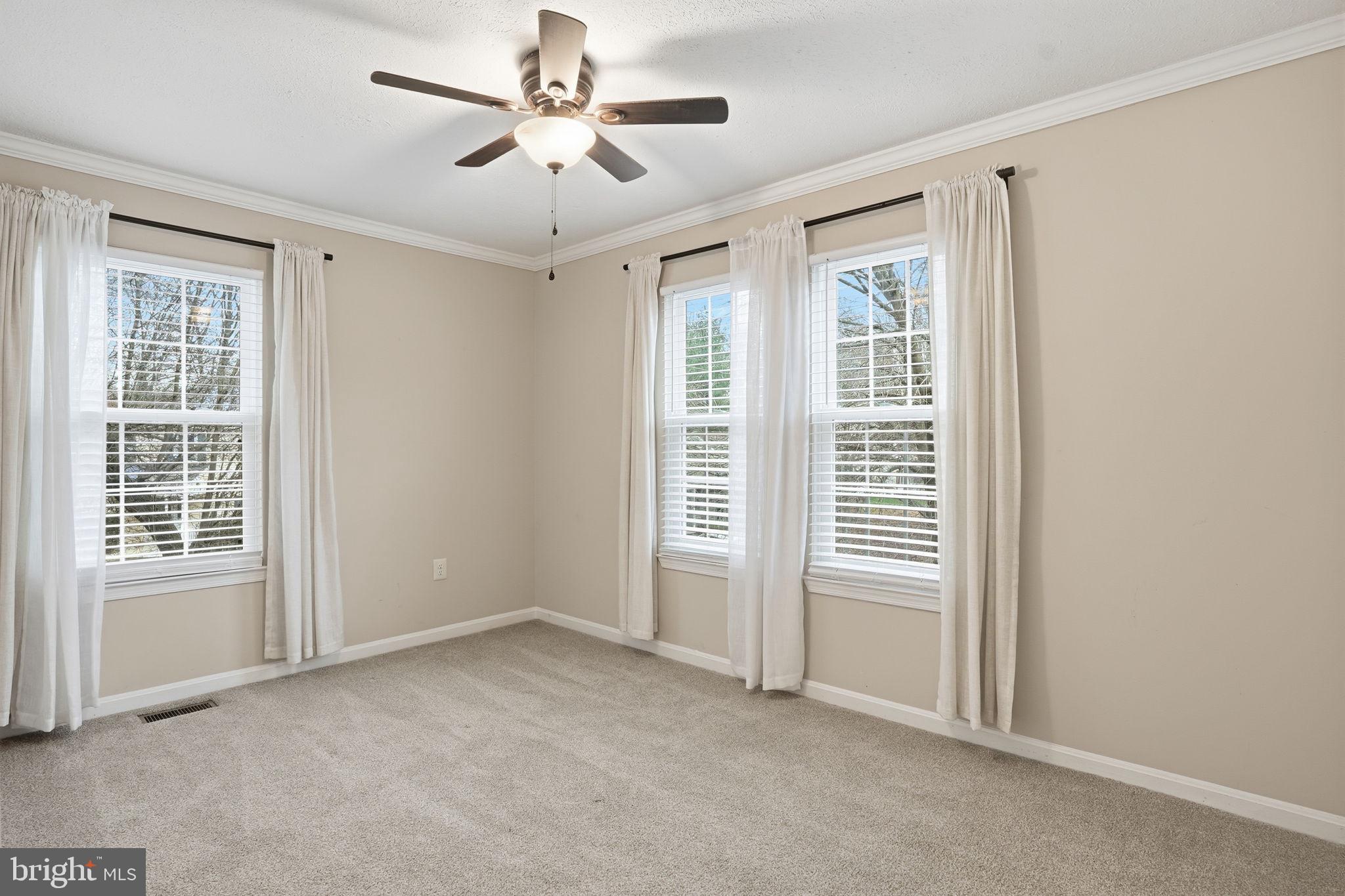 HAMPSHIRE - Residential