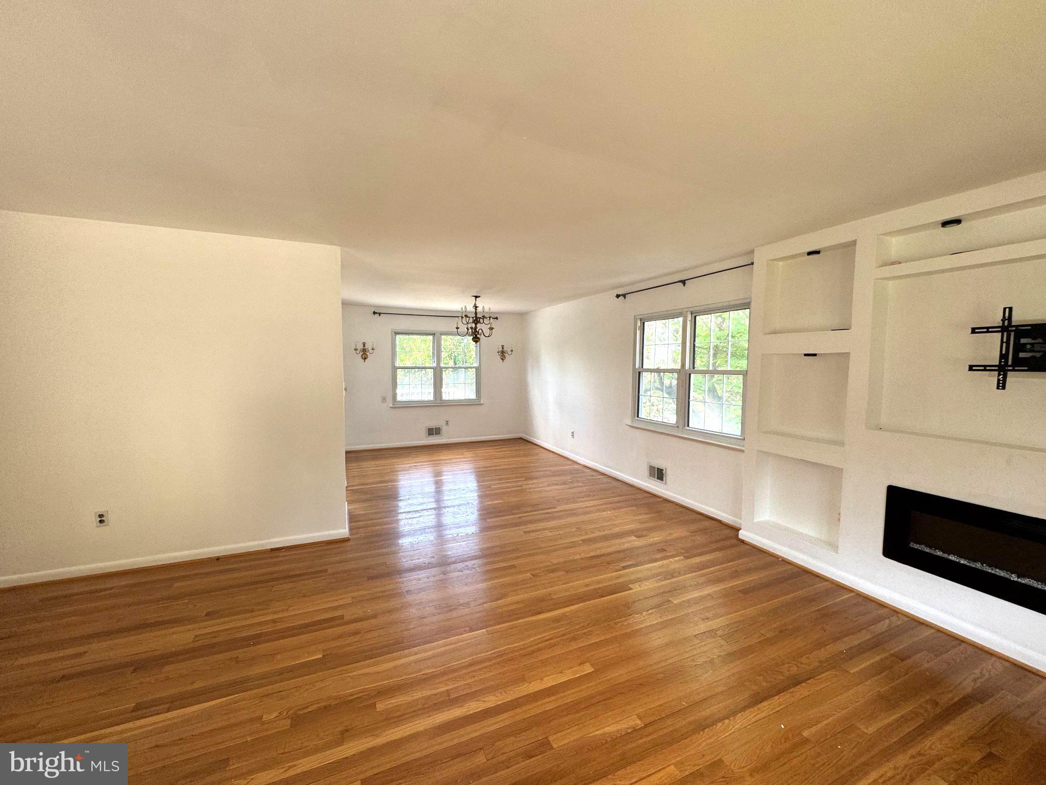 1234 PLEASANT VALLEY DRIVE