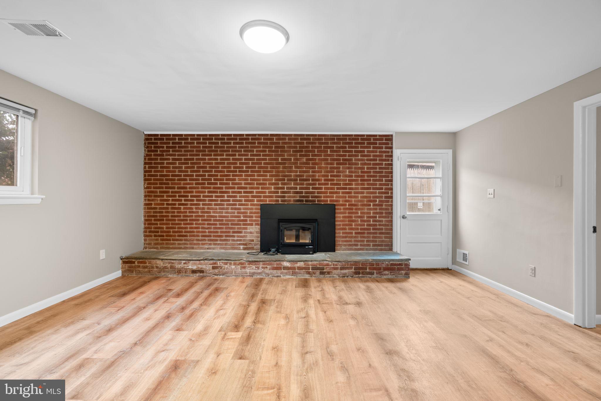 TAKOMA PARK - Residential Lease