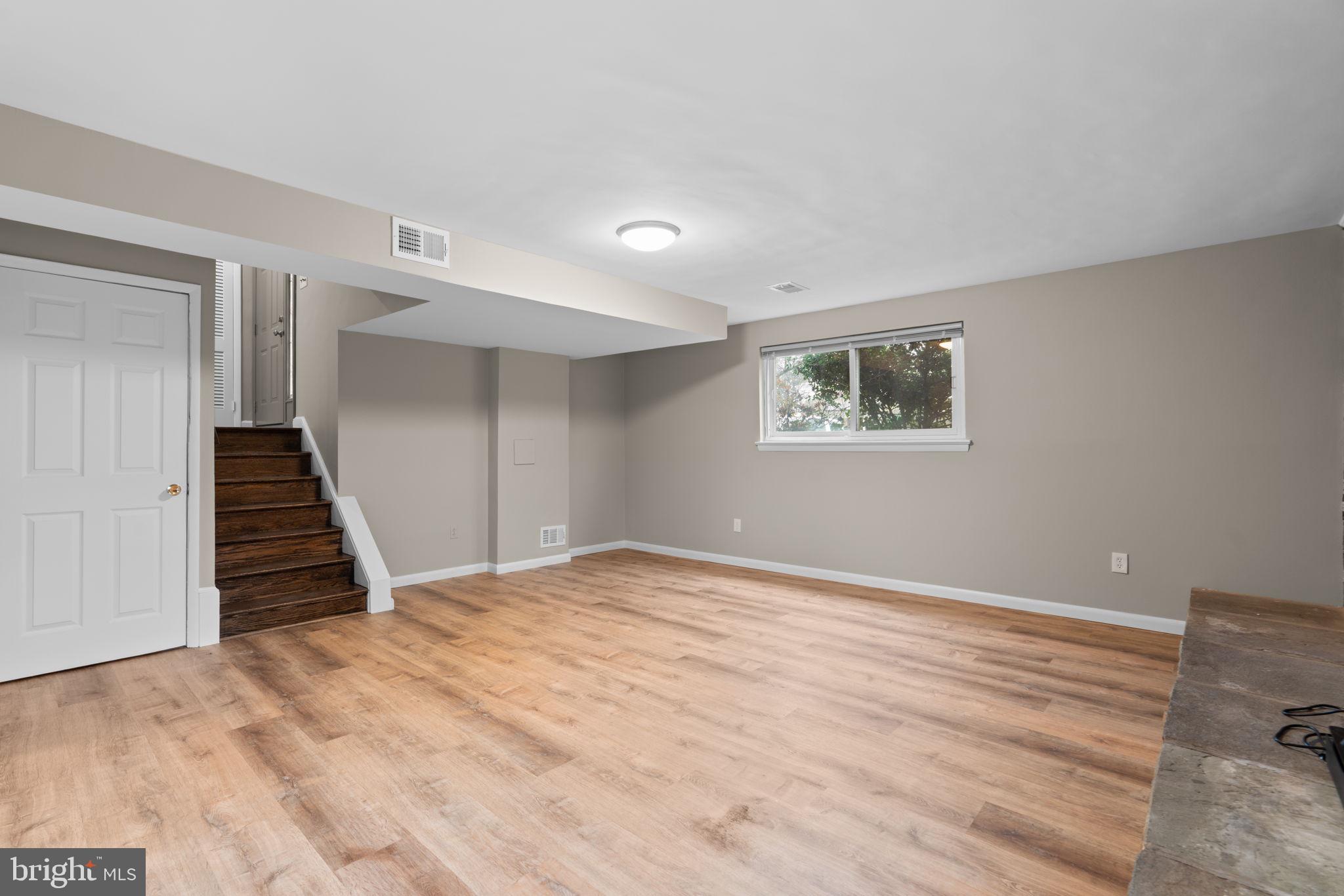 TAKOMA PARK - Residential Lease