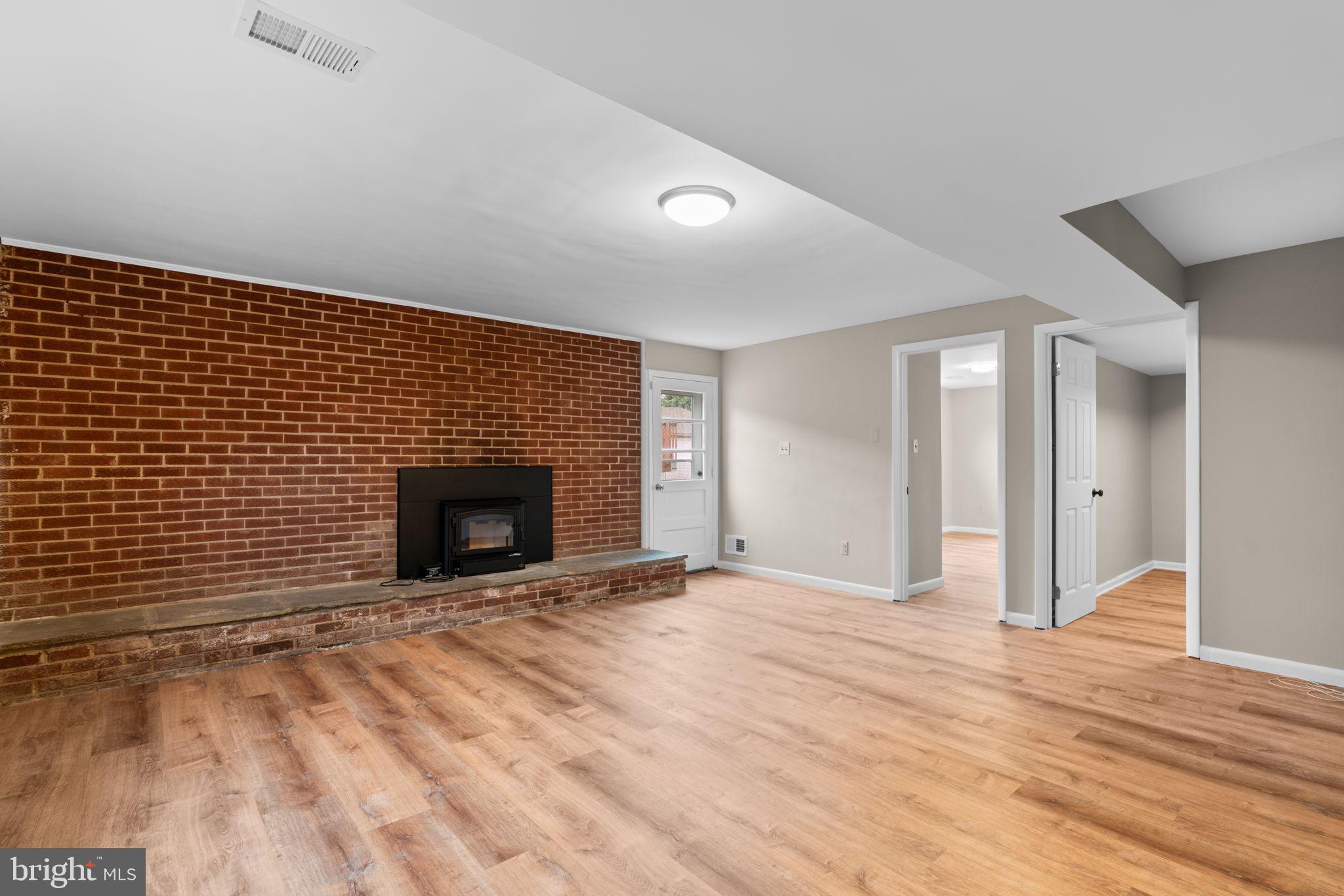 TAKOMA PARK - Residential Lease