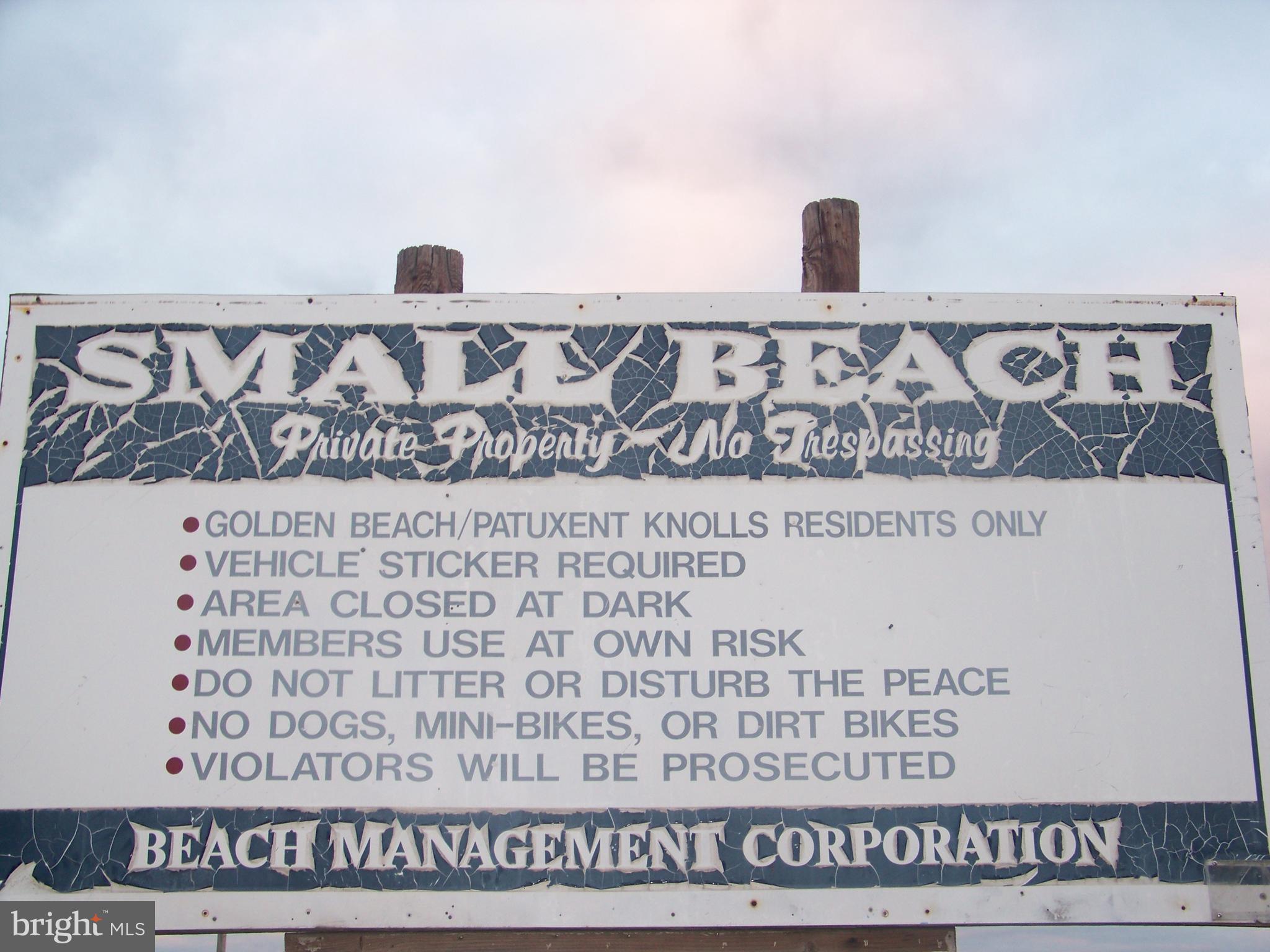 GOLDEN BEACH - Residential