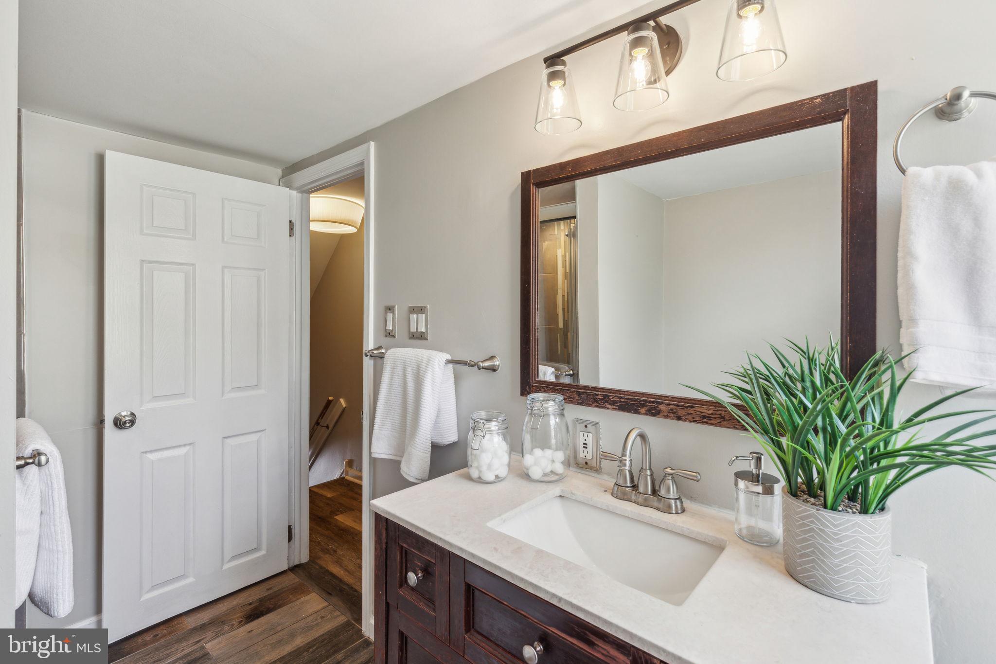 WEST KENSINGTON - Residential