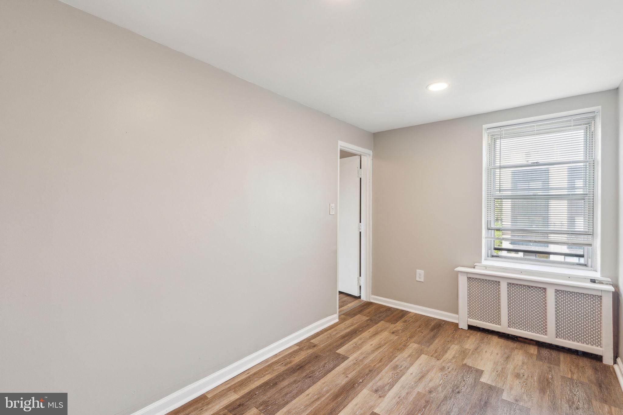 WEST KENSINGTON - Residential