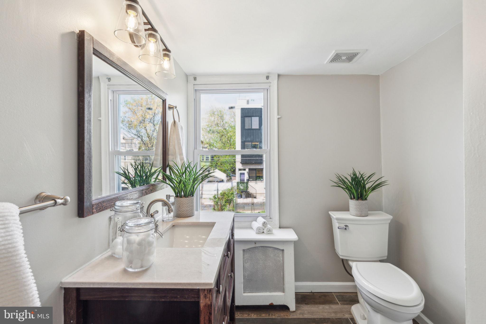 WEST KENSINGTON - Residential
