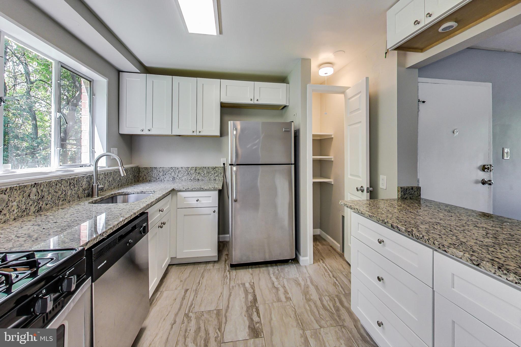 PARKSIDE CONDOMINIUMS - Residential