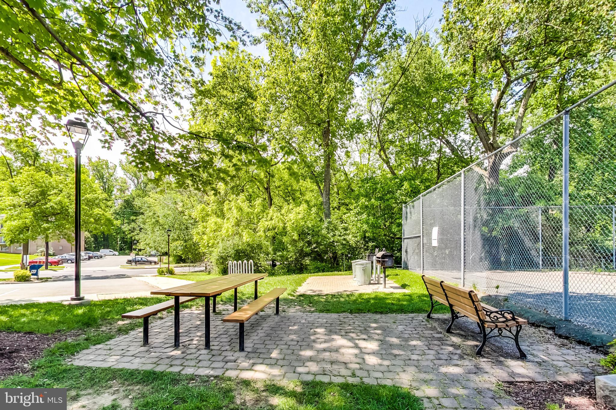 PARKSIDE CONDOMINIUMS - Residential