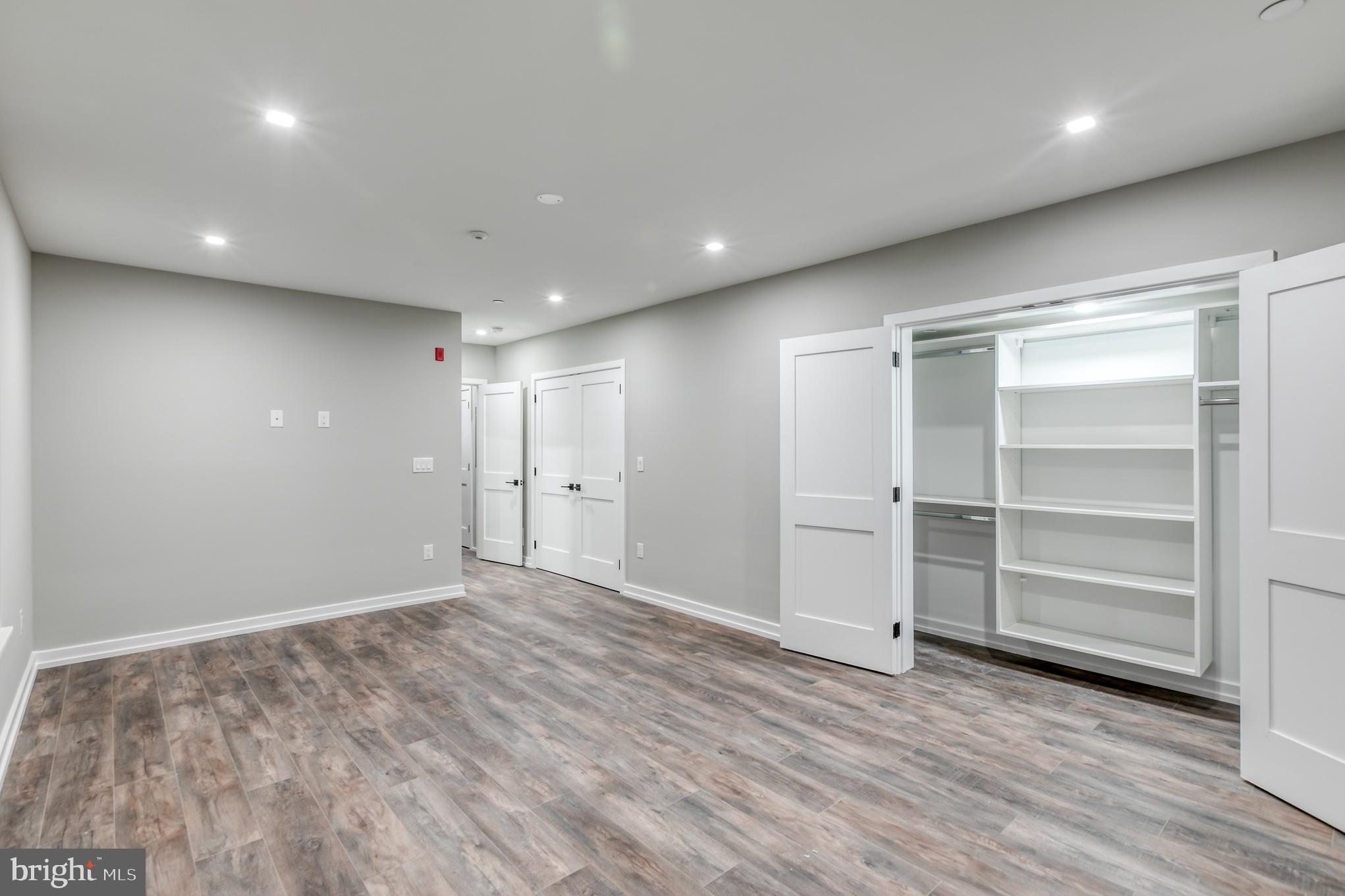 FAIRMOUNT - Residential Lease