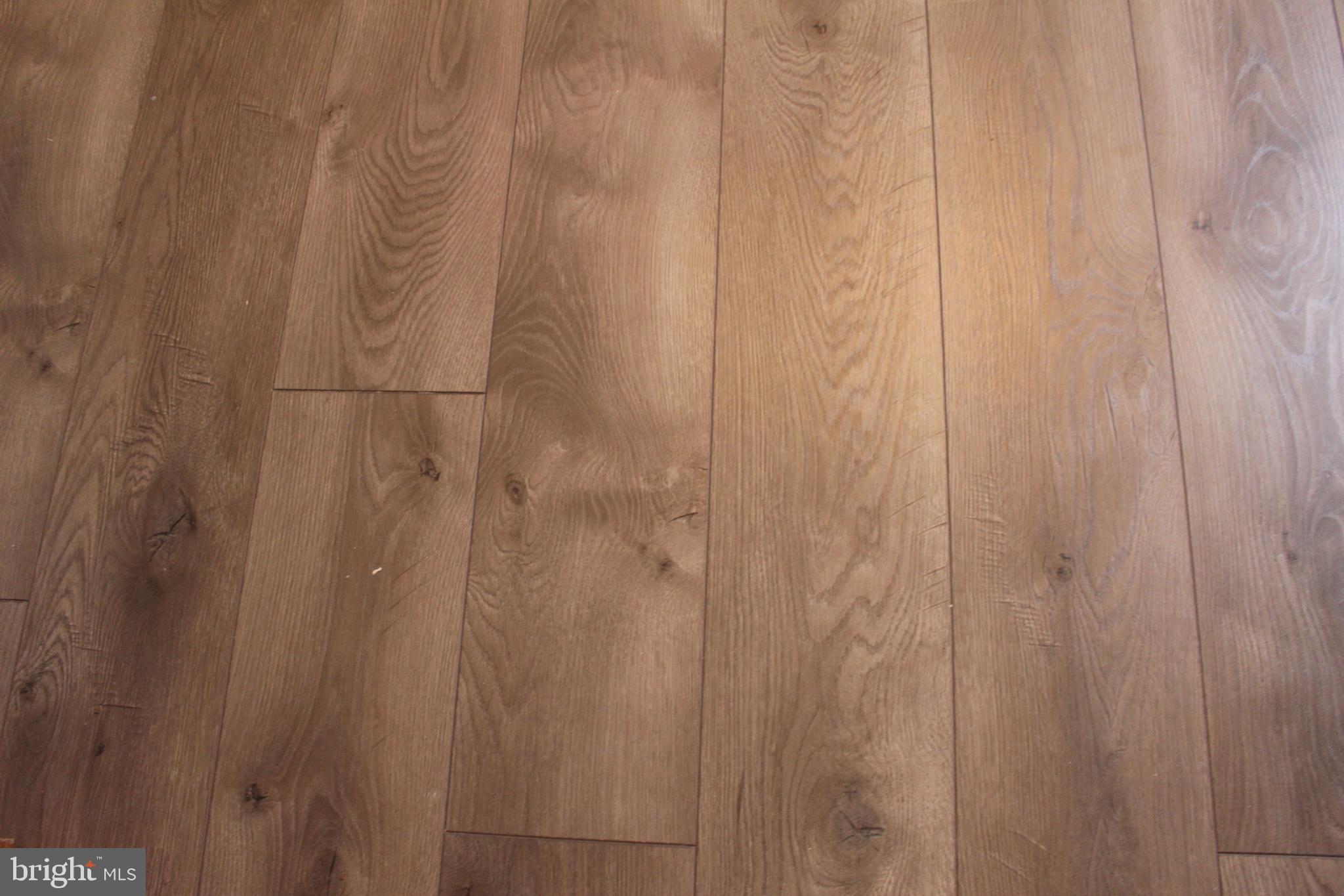 CEDAR LEE CONDOMINIUM - Residential