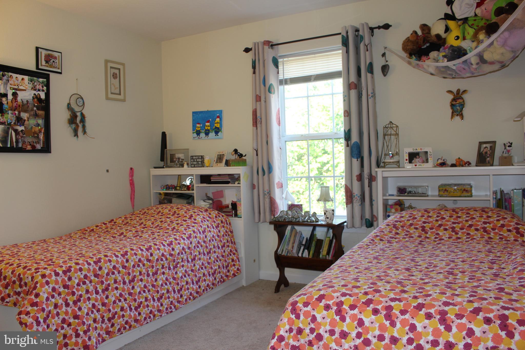 CEDAR LEE CONDOMINIUM - Residential