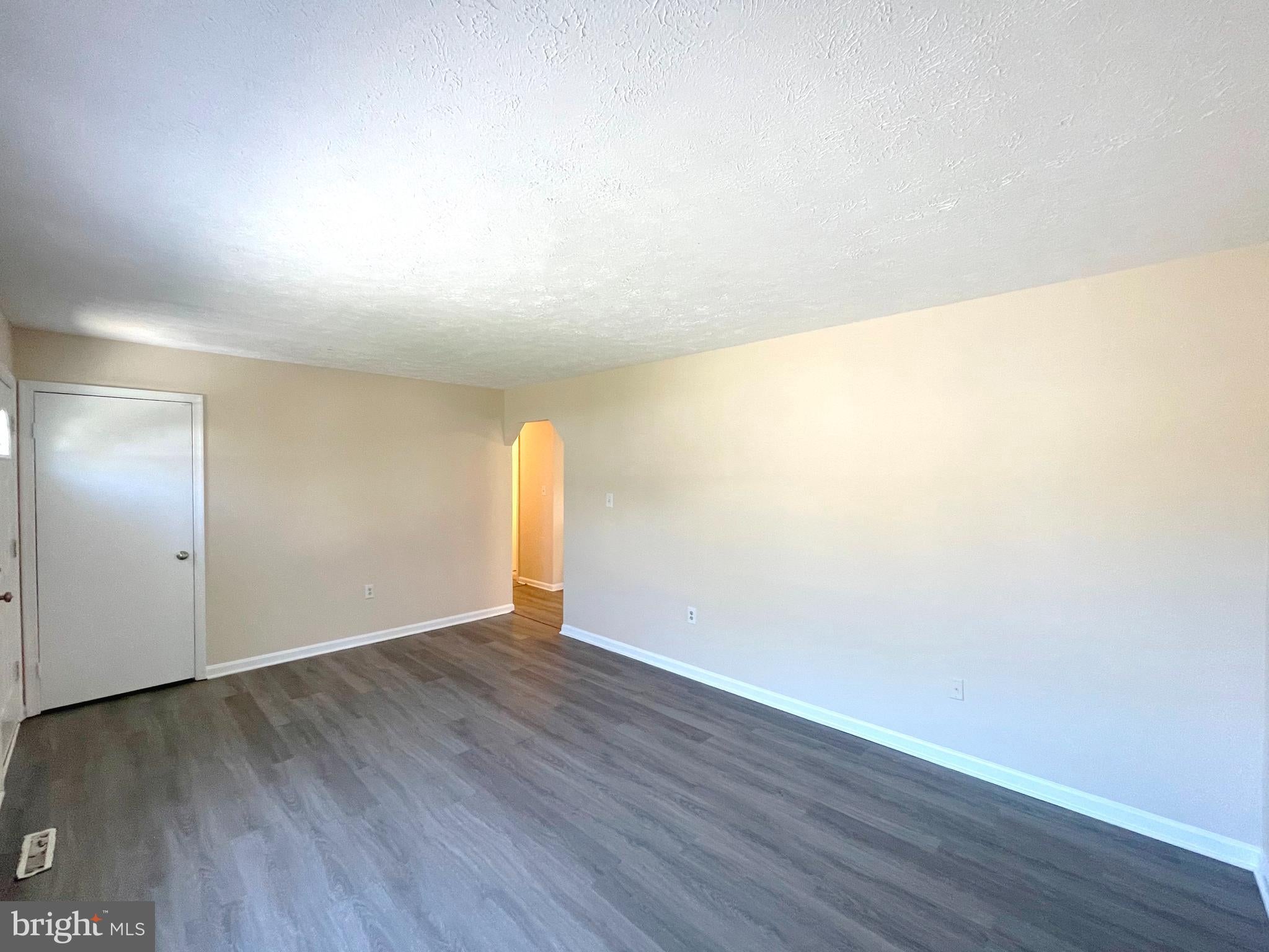 45743 DEE COURT