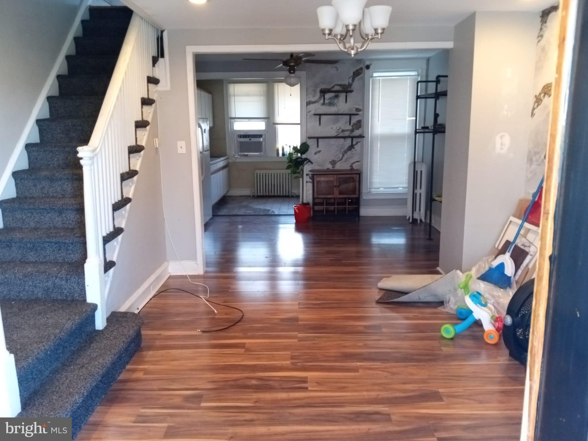 WEST OAK LANE - Residential