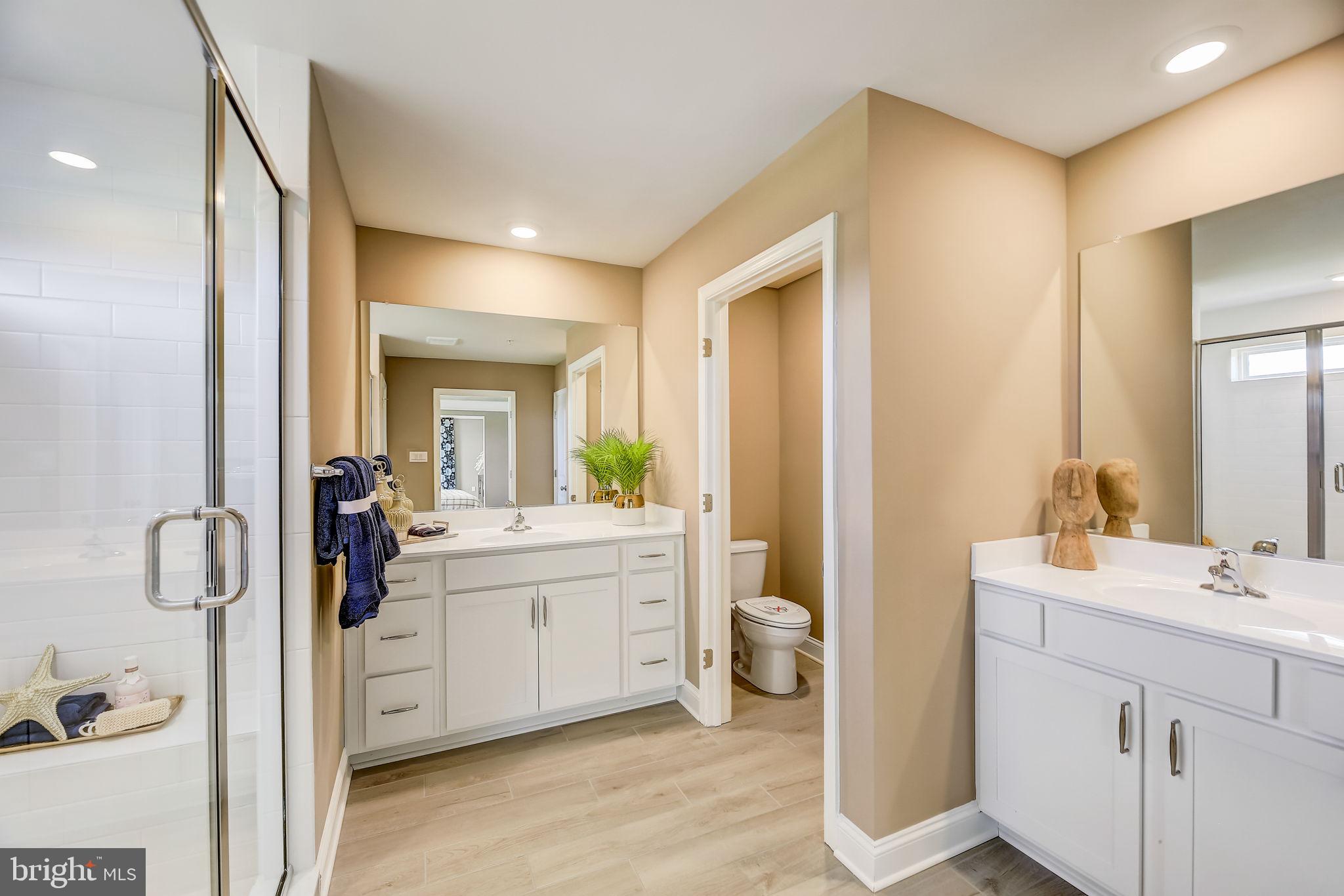 BARKSDALE CROSSING - Residential