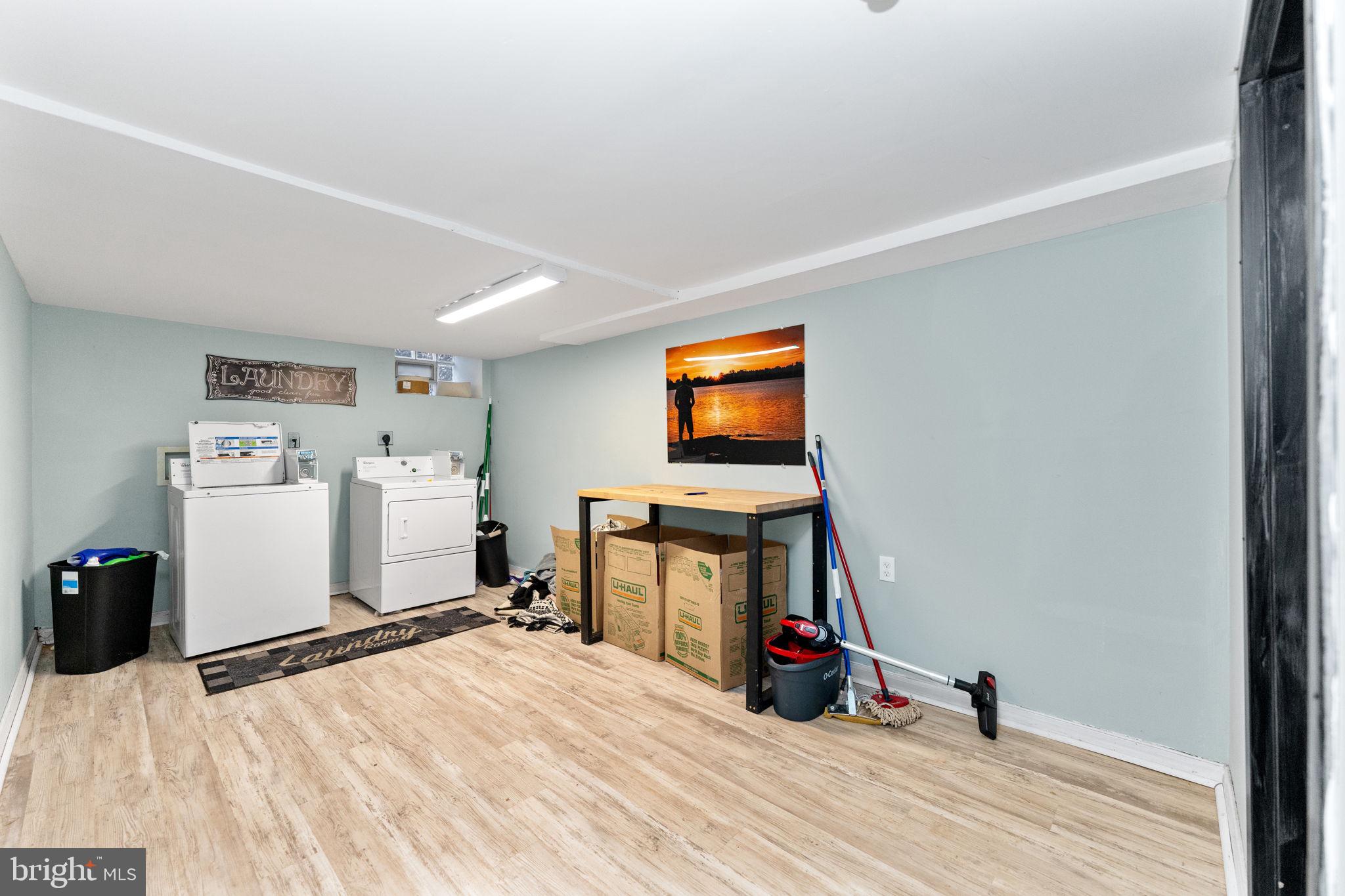 1305 N 15TH STREET