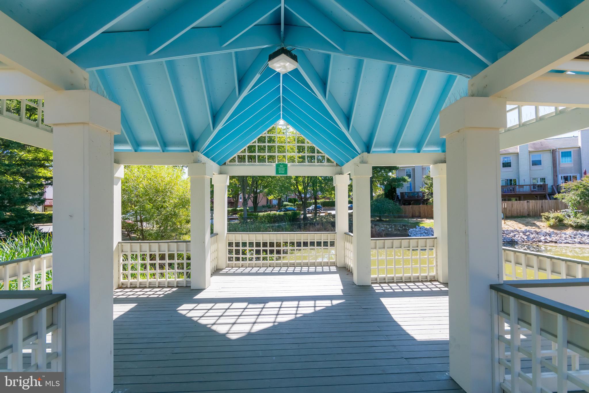 CARR AT PINECREST - Residential