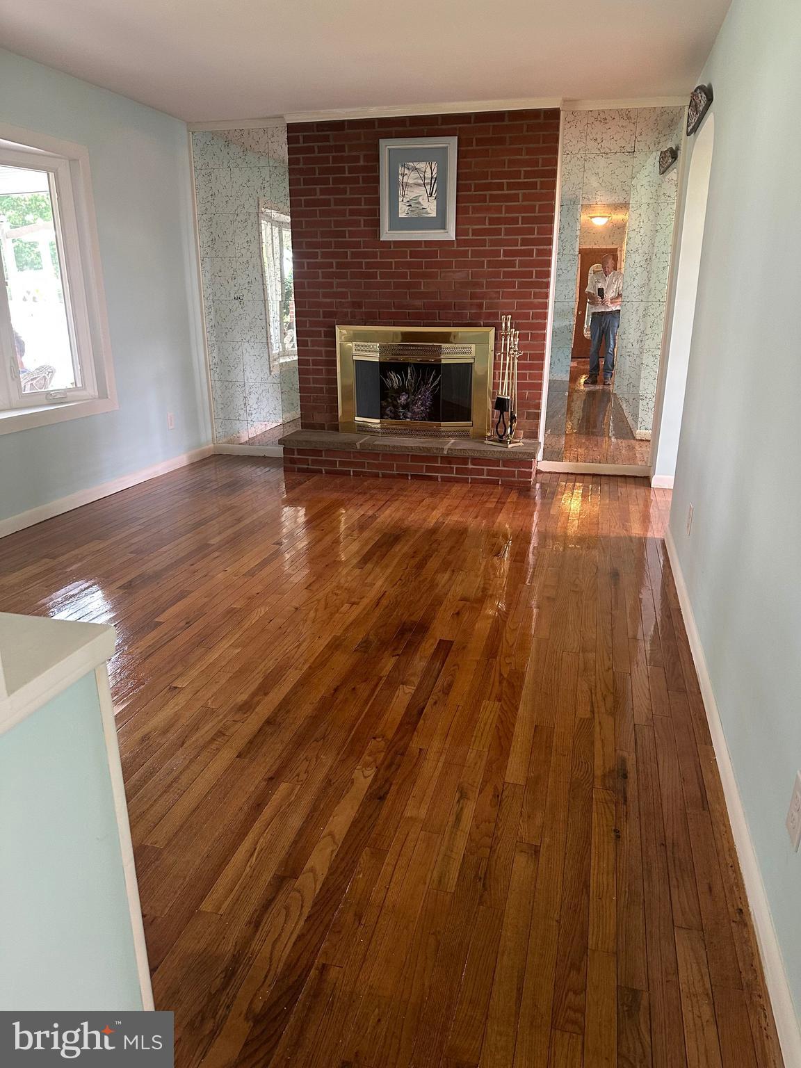 214 WHITTIER LANE