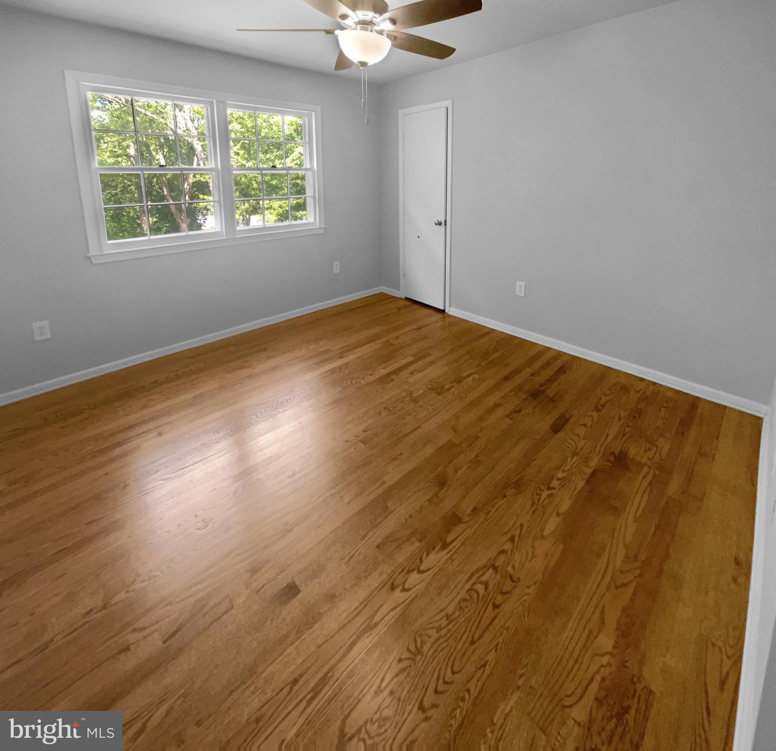 COUNTRY CLUB VIEW - Residential