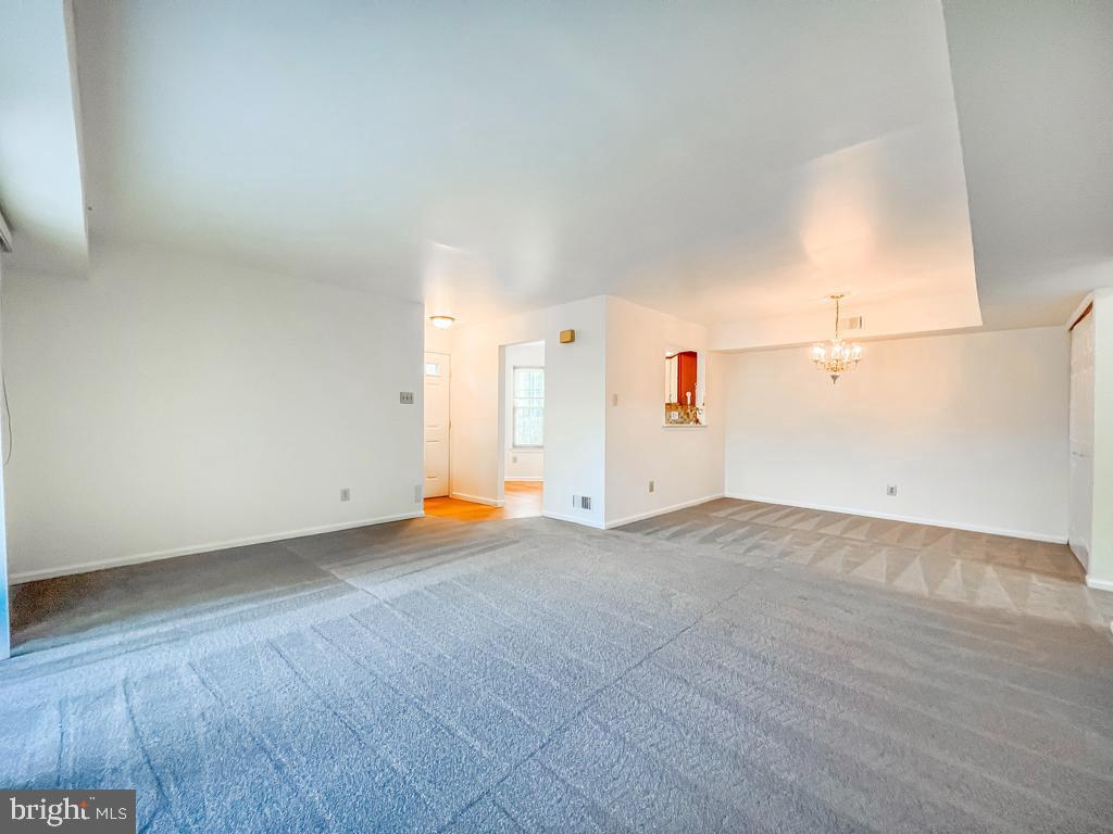 TAPESTRY - Residential Lease