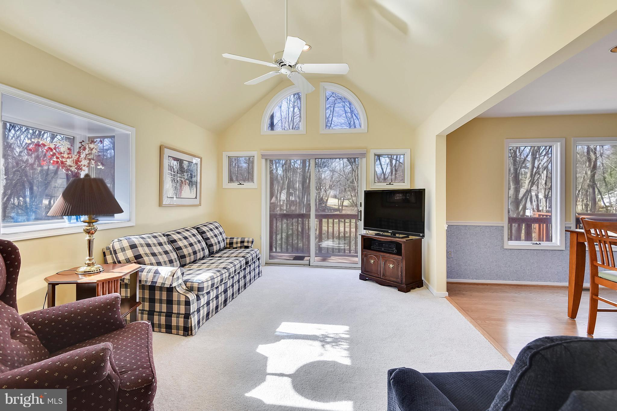 TOWN AND COUNTRY GARDENS - Residential