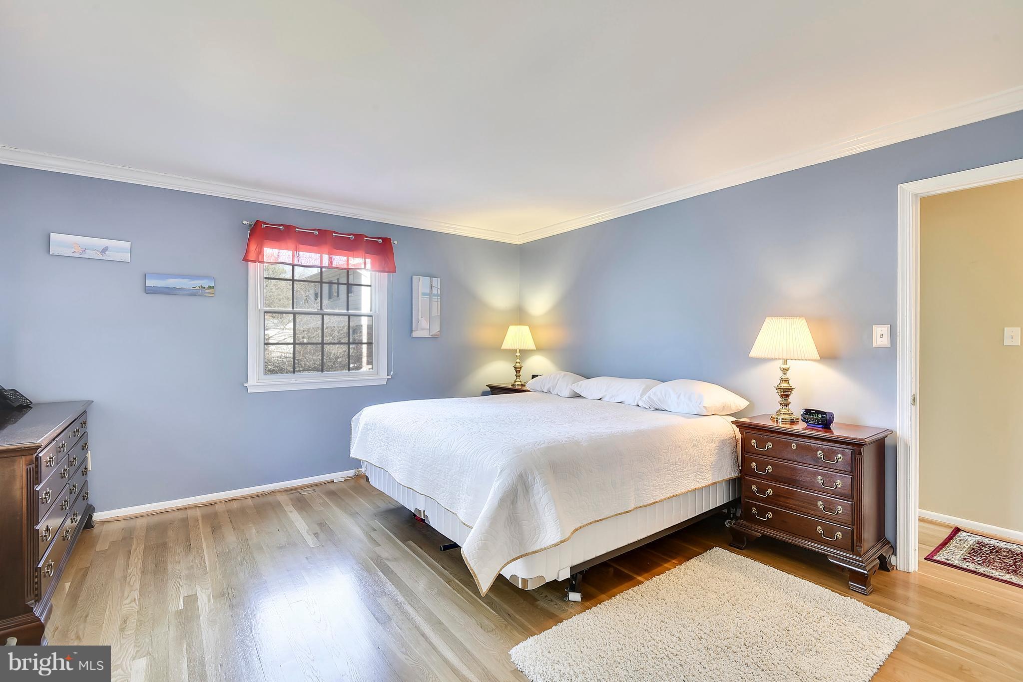 TOWN AND COUNTRY GARDENS - Residential