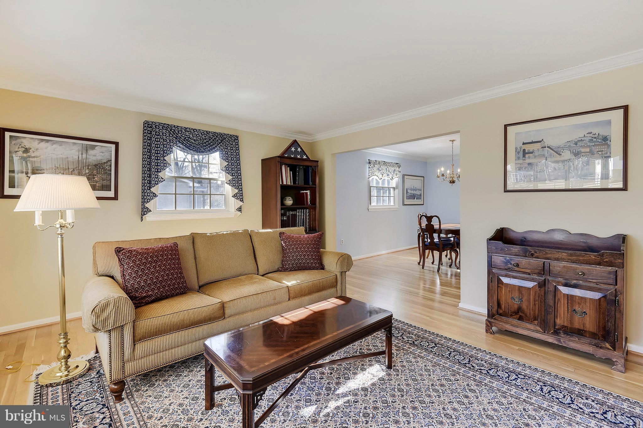 TOWN AND COUNTRY GARDENS - Residential