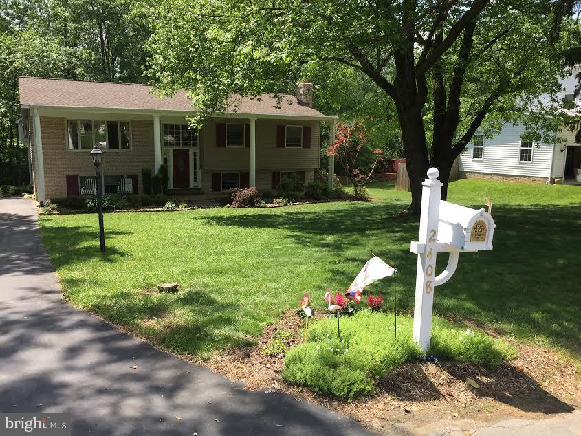 TOWN AND COUNTRY GARDENS - Residential