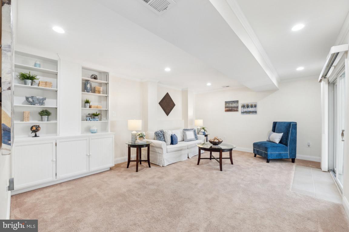 ROLLING FOREST - Residential