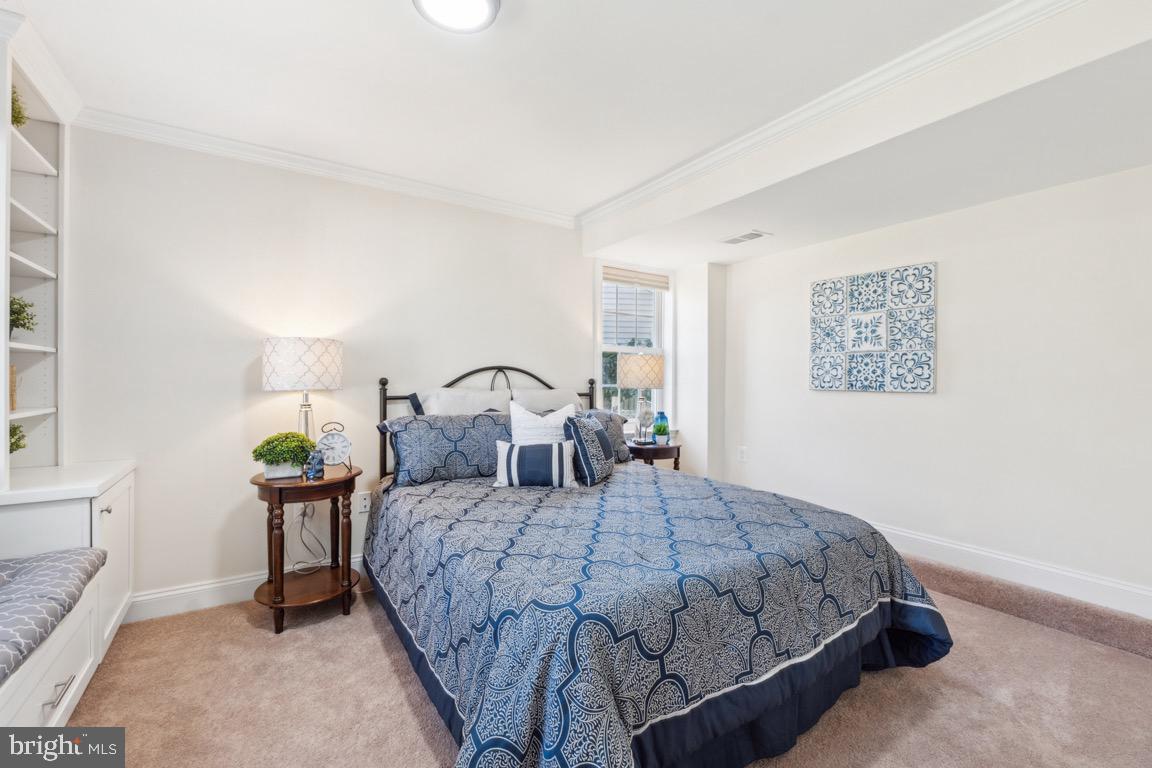 ROLLING FOREST - Residential