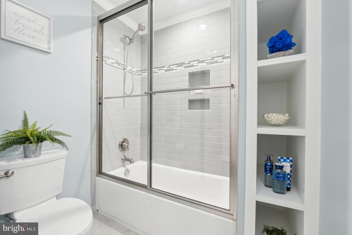 ROLLING FOREST - Residential