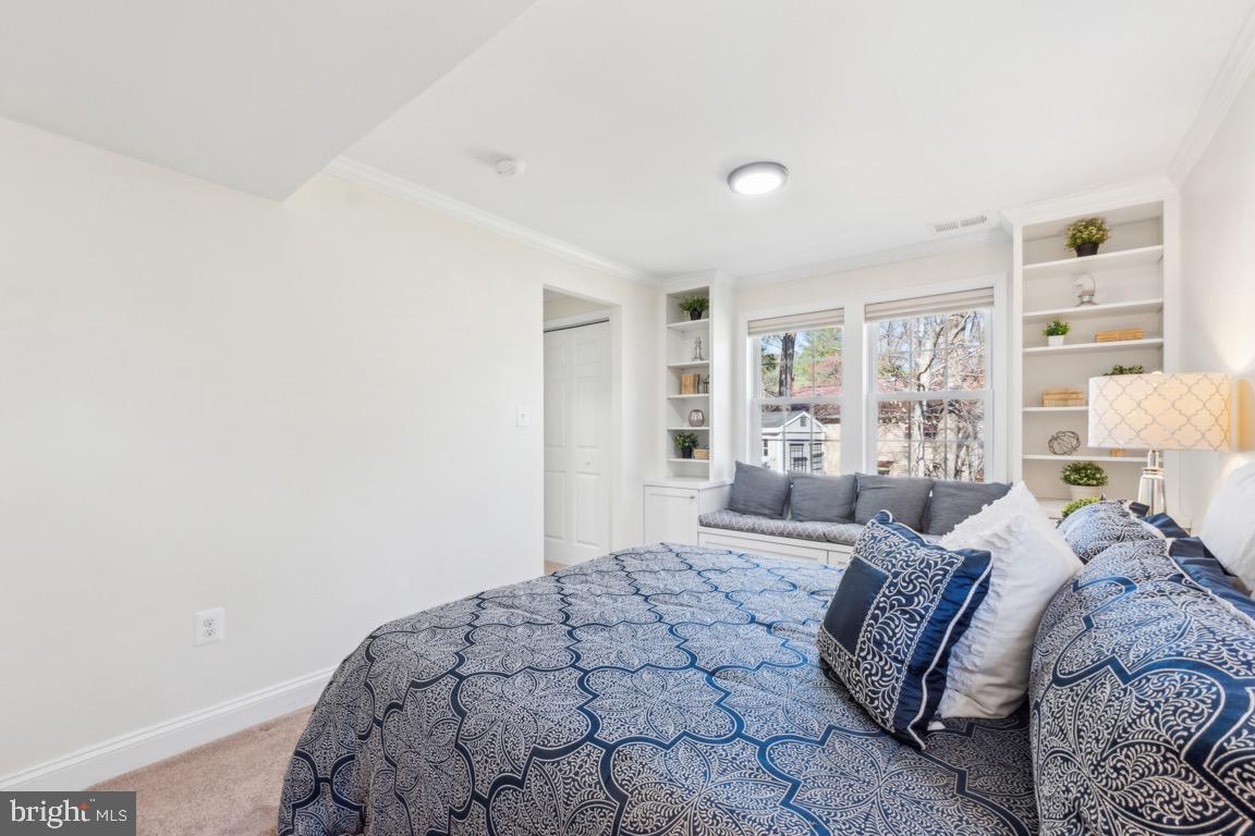 ROLLING FOREST - Residential