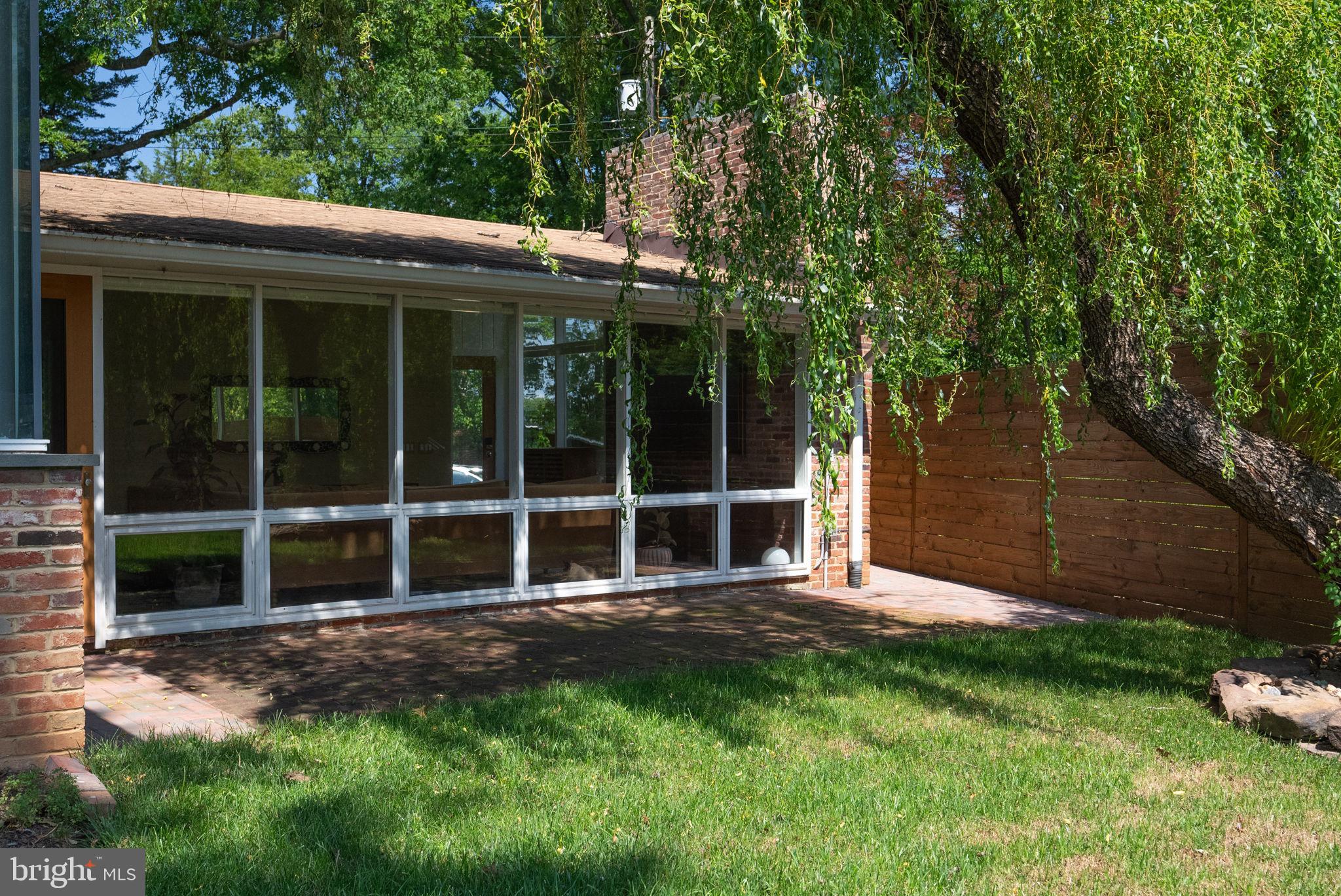 3306 PENDLETON DRIVE