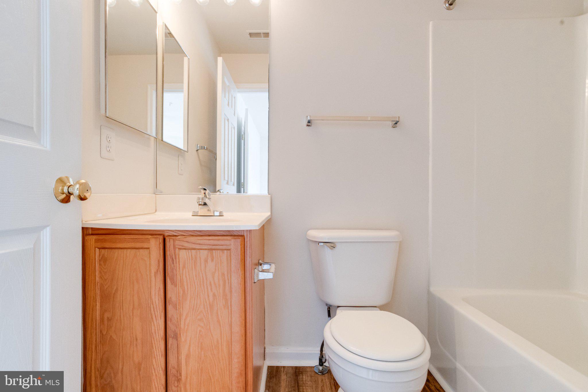 SANDTOWN-WINCHESTER - Residential