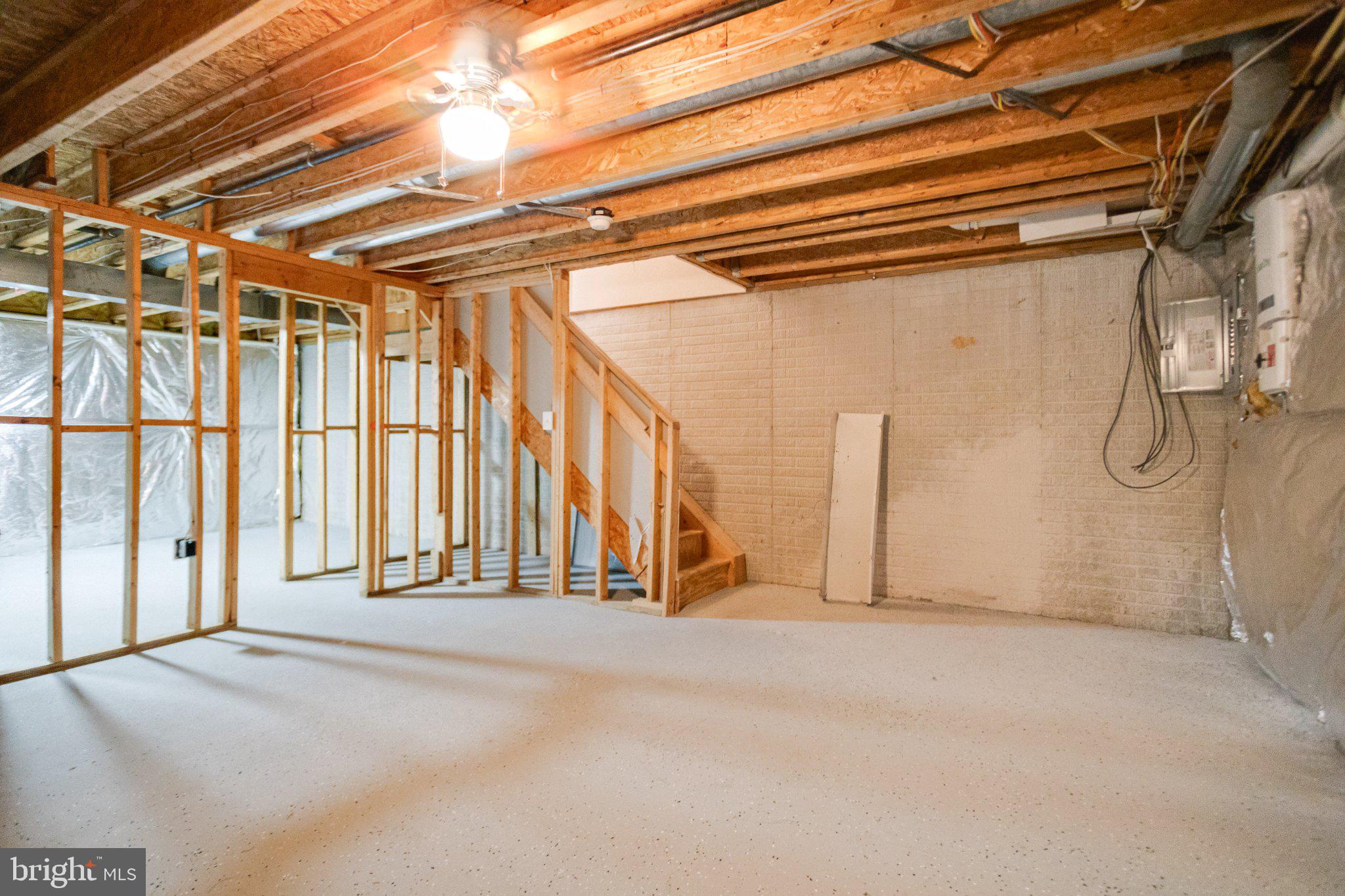 SANDTOWN-WINCHESTER - Residential