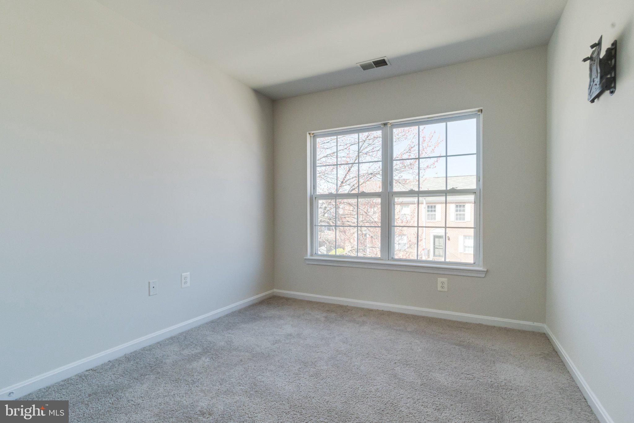 SANDTOWN-WINCHESTER - Residential