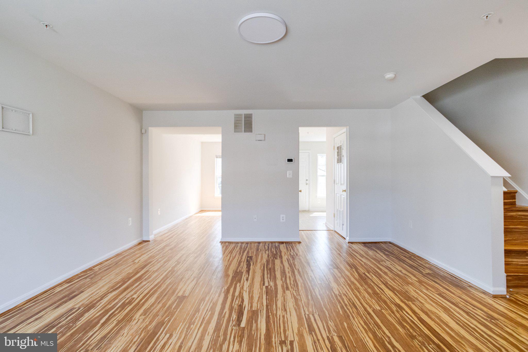 SANDTOWN-WINCHESTER - Residential