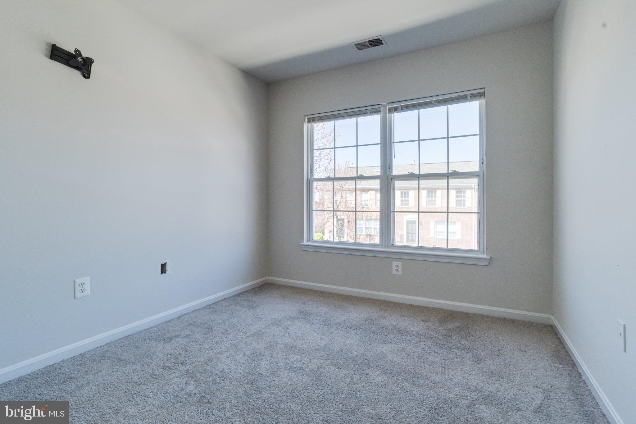 SANDTOWN-WINCHESTER - Residential