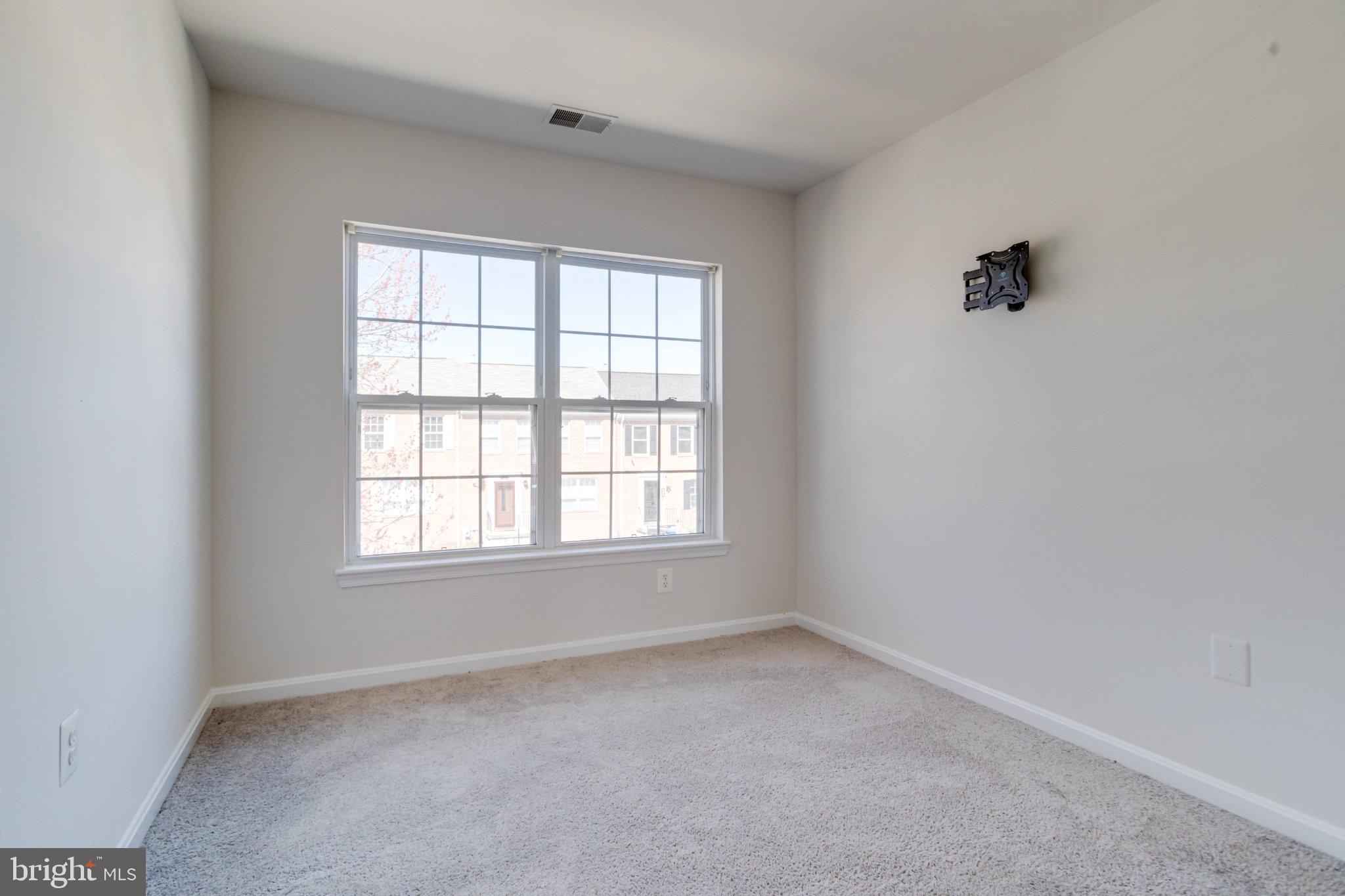 SANDTOWN-WINCHESTER - Residential