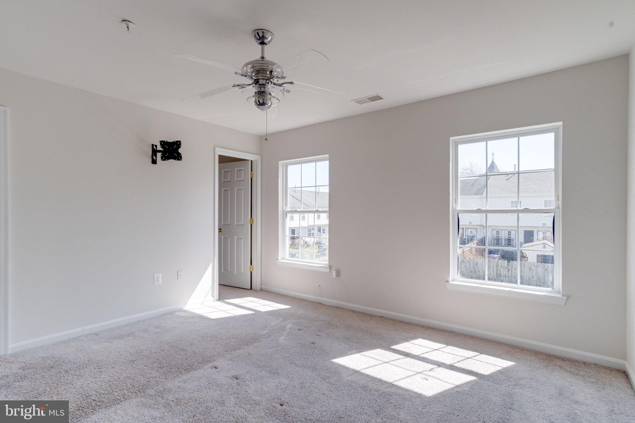 SANDTOWN-WINCHESTER - Residential