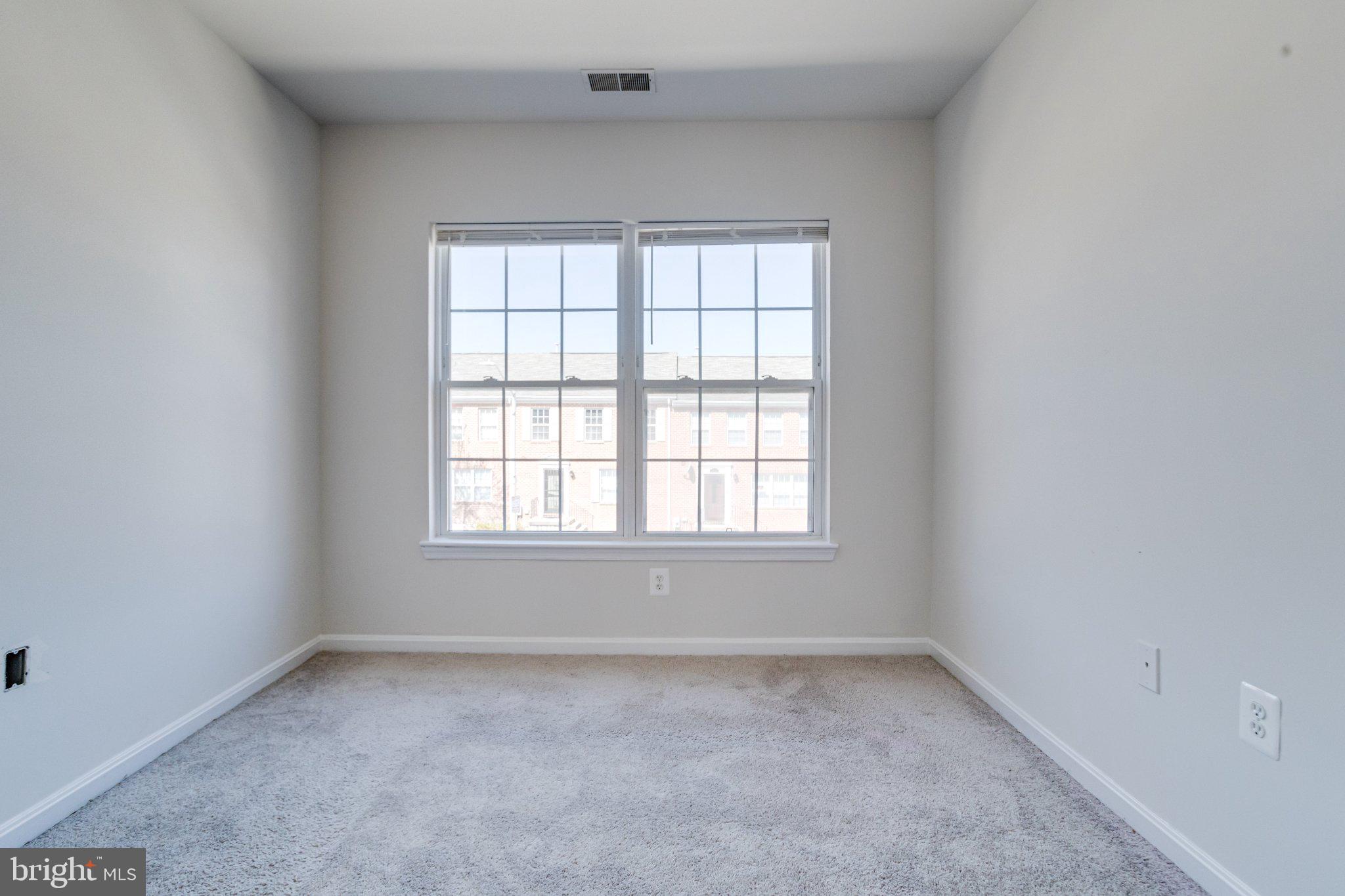 SANDTOWN-WINCHESTER - Residential