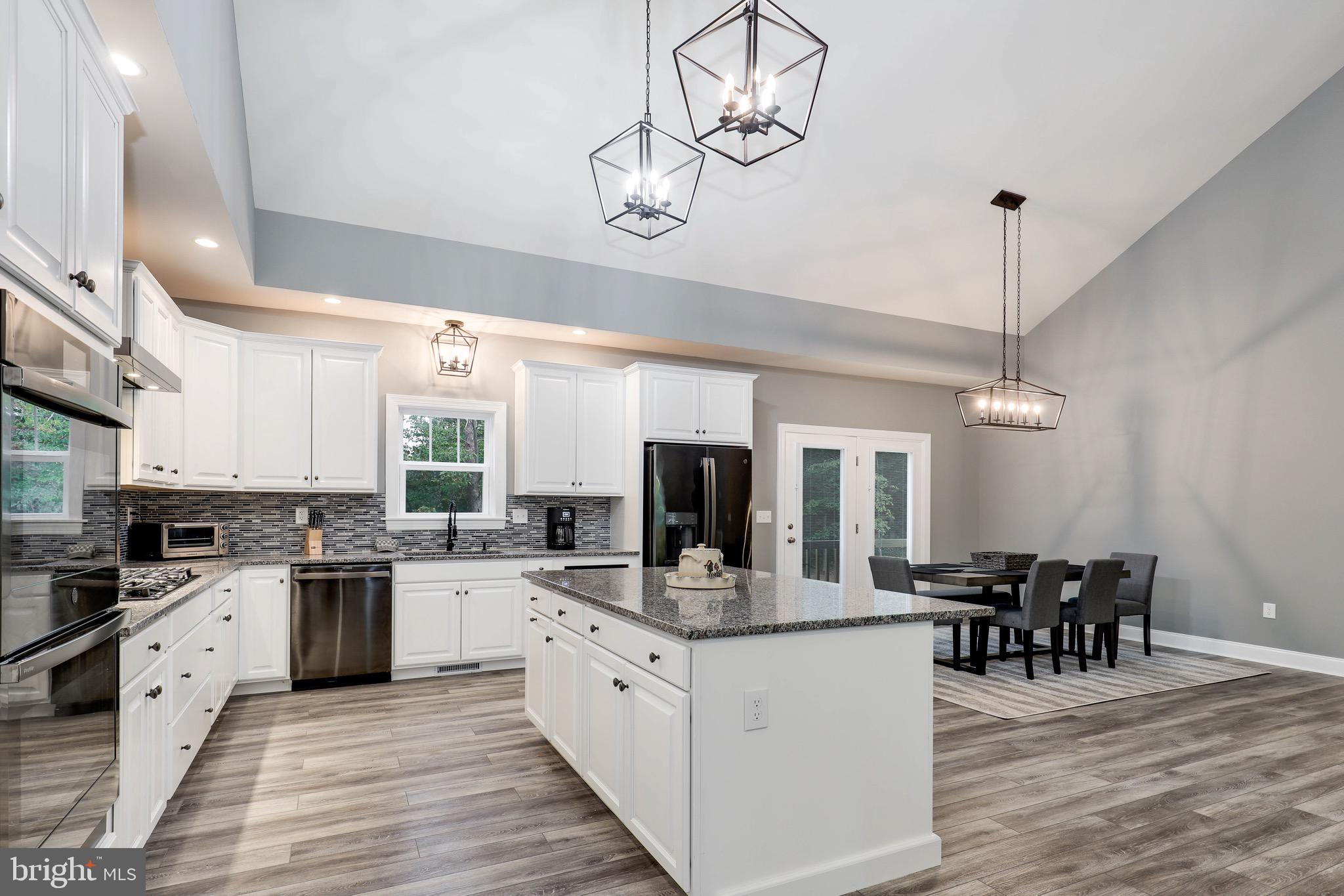 LOCUST HILL - Residential