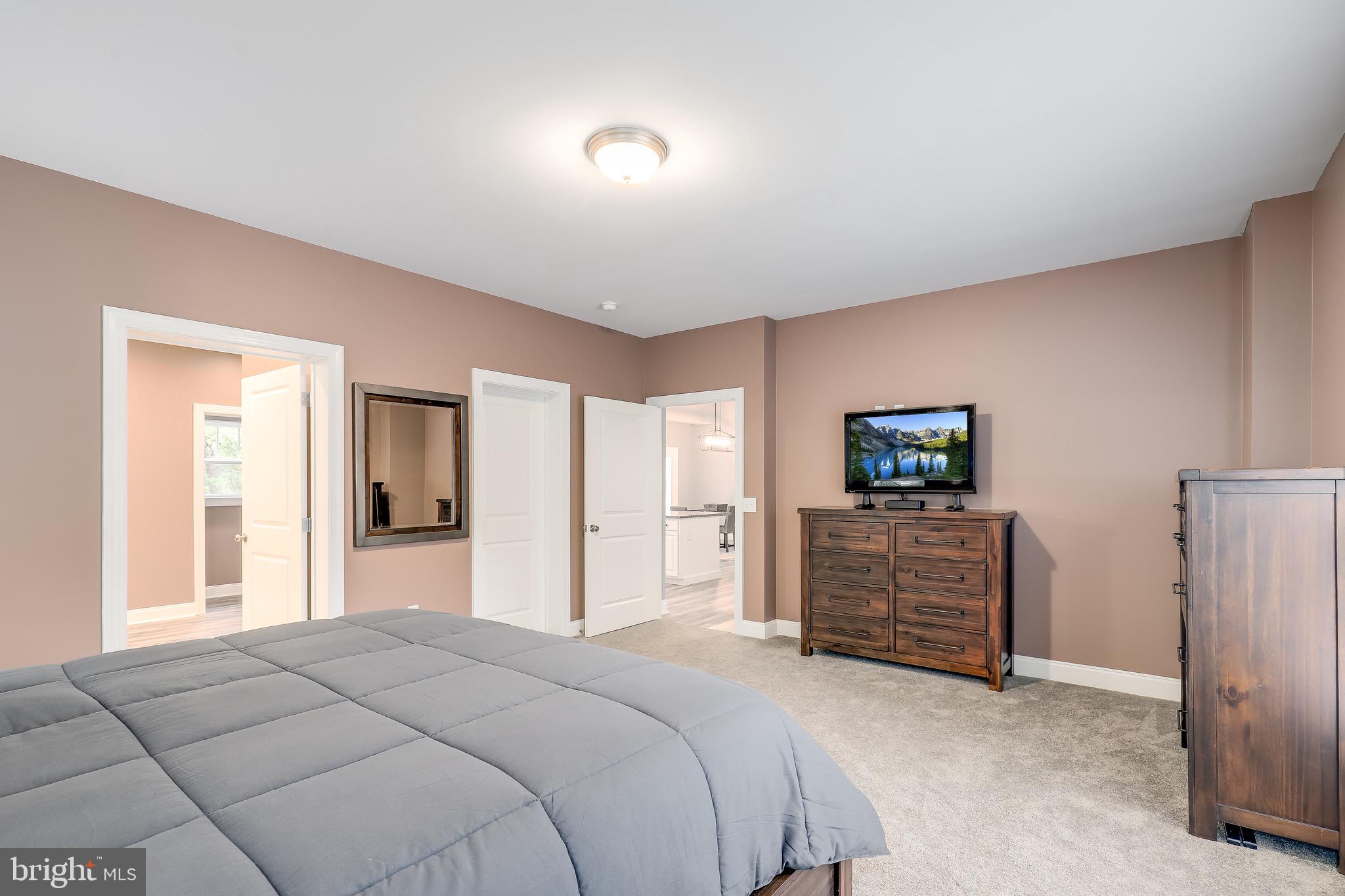 LOCUST HILL - Residential