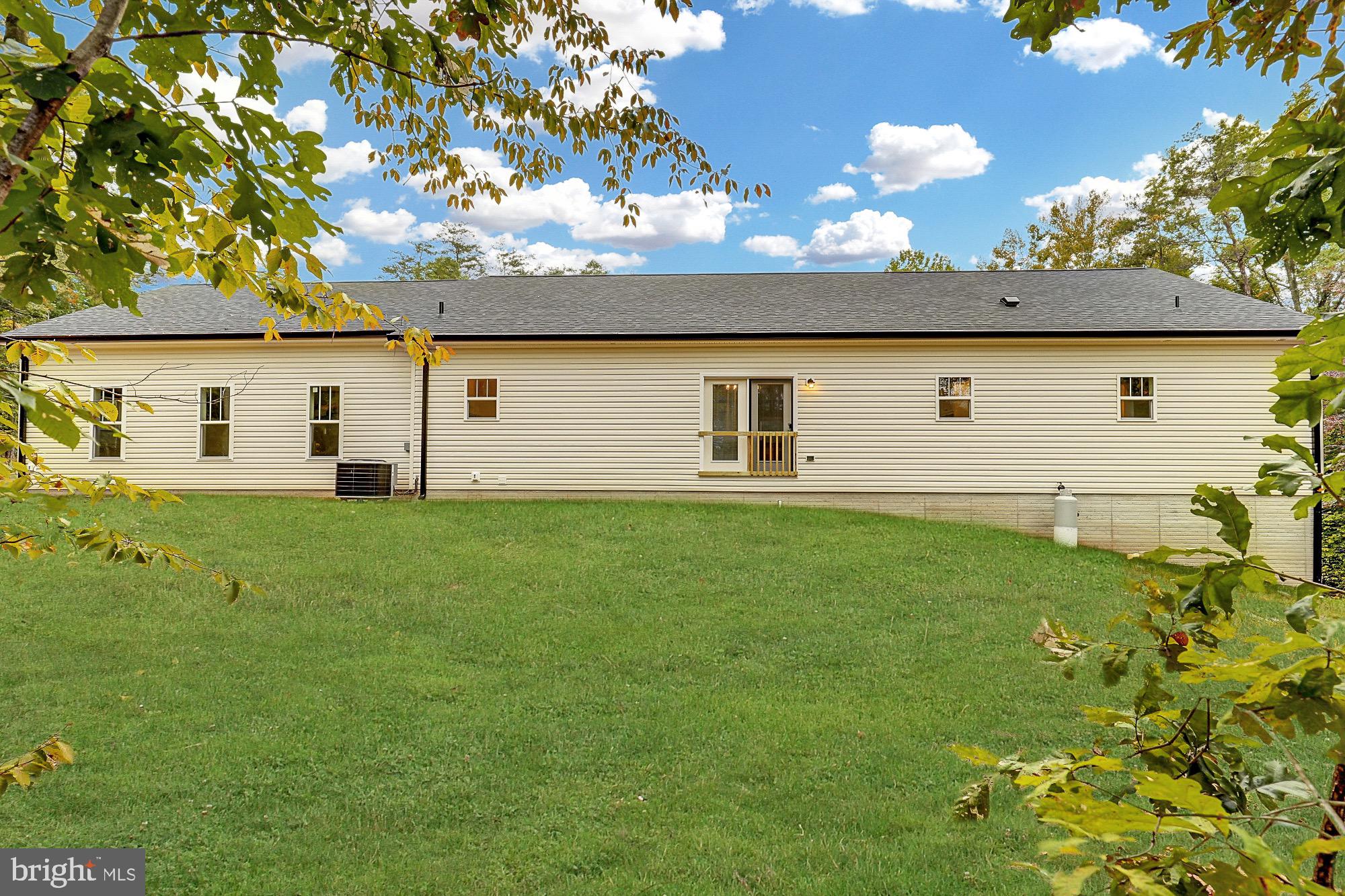 LOCUST HILL - Residential